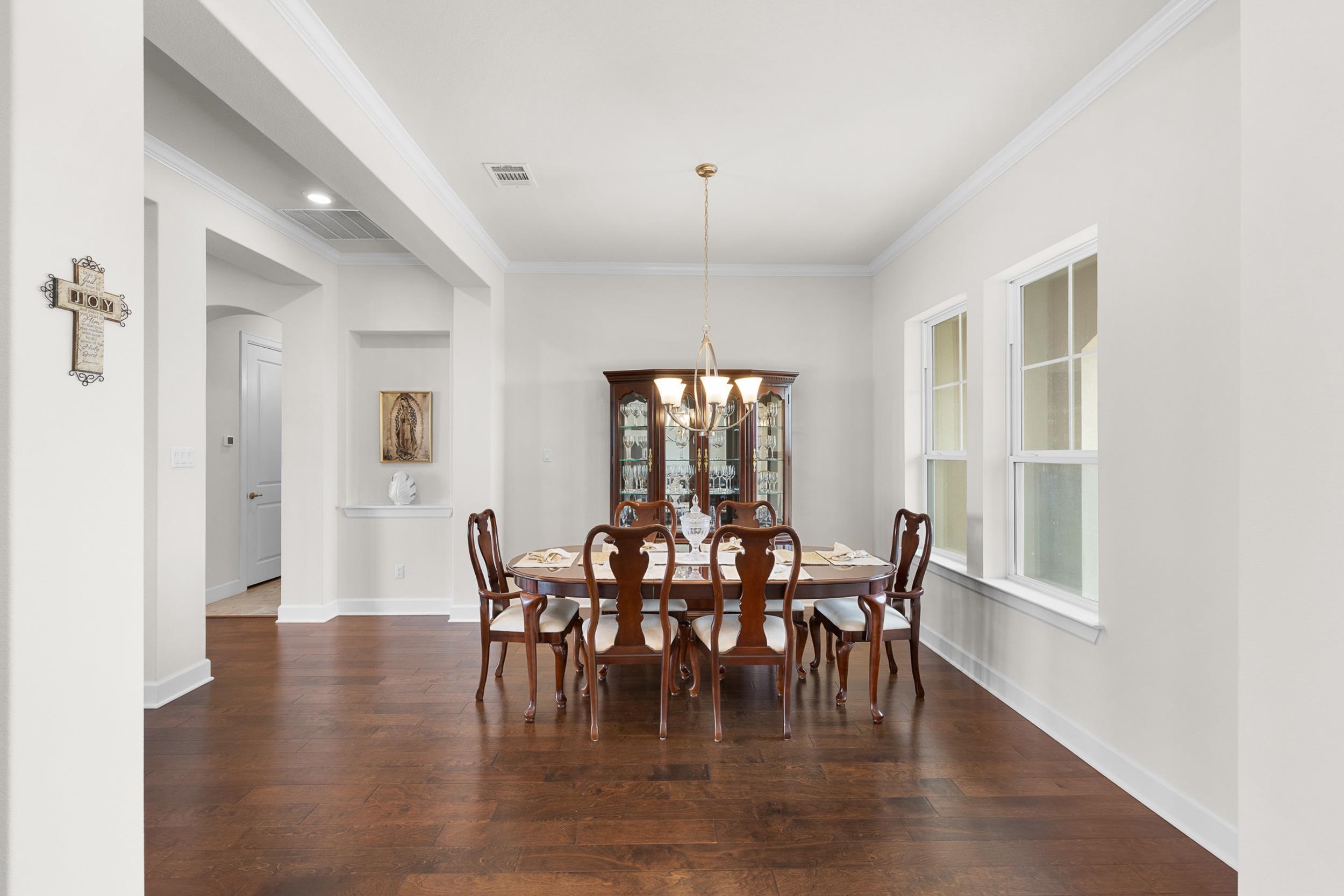 235 Chestnut Xing