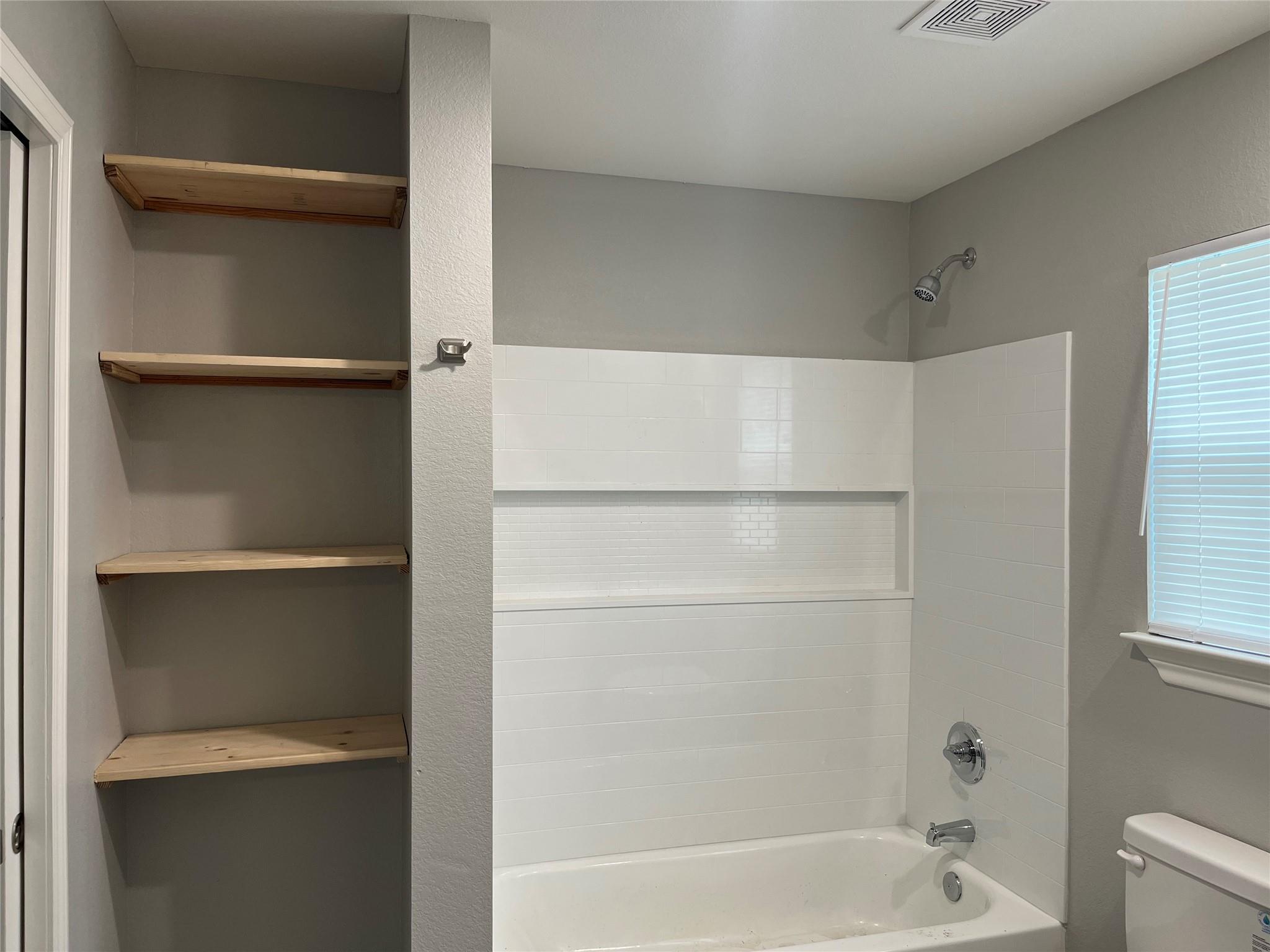 304 S Walnut ST # C Unit: A, B, & C