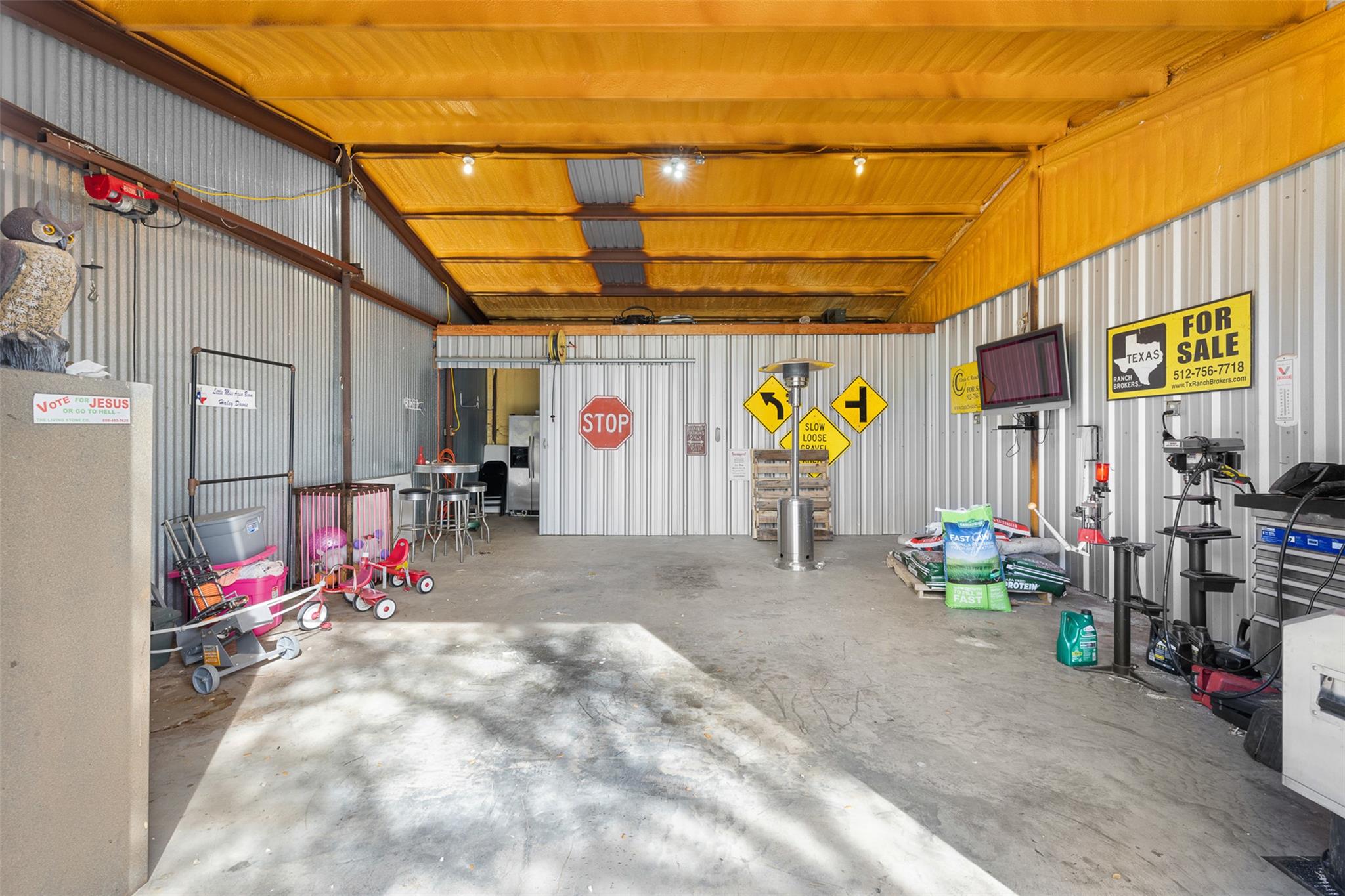 8901 County Road 108
