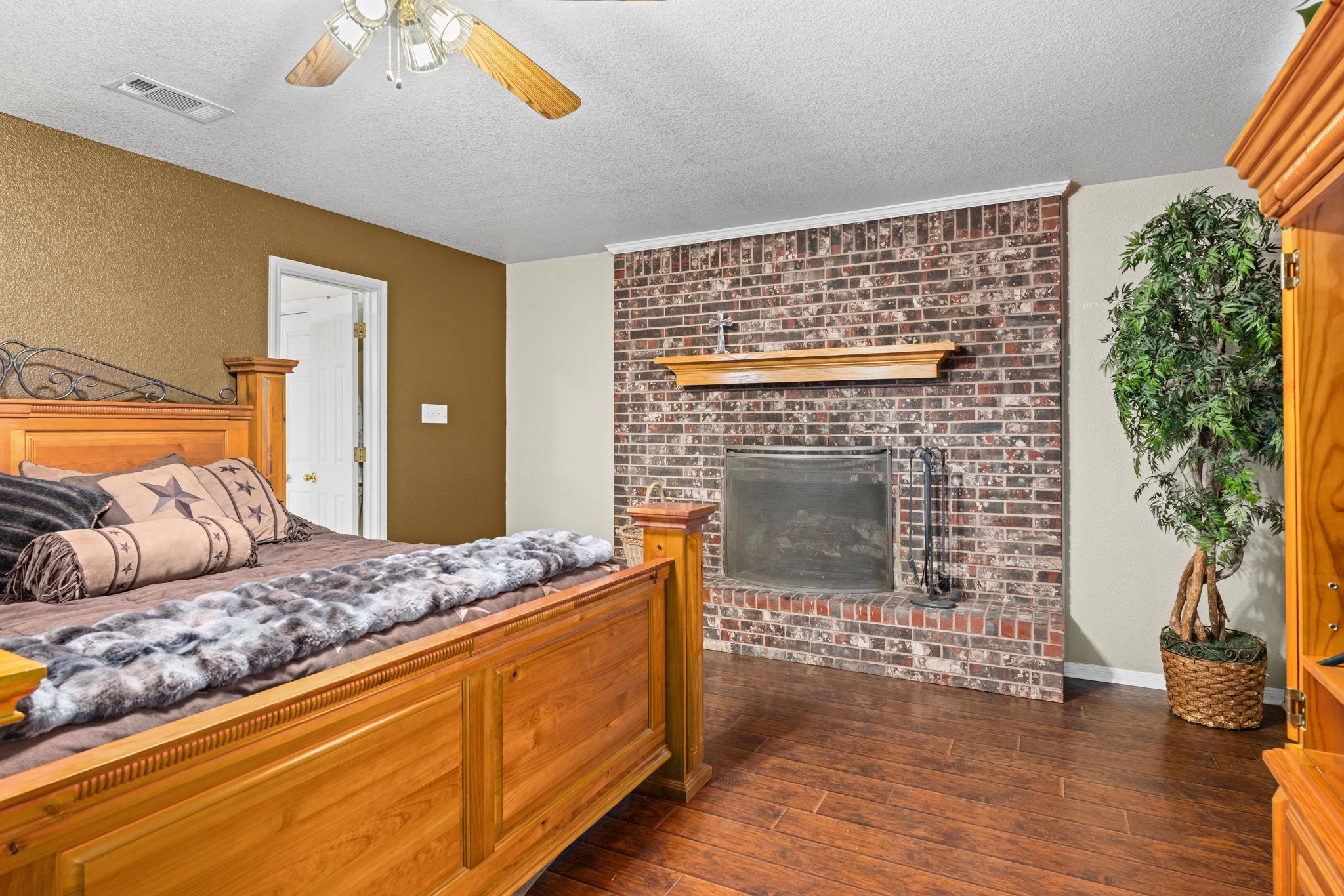 207 County Road 4492