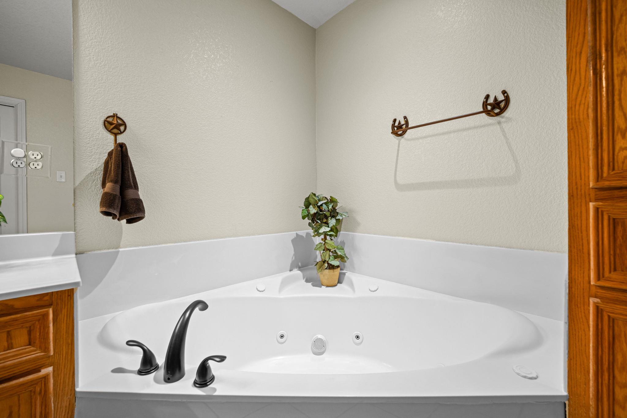 207 County Road 4492