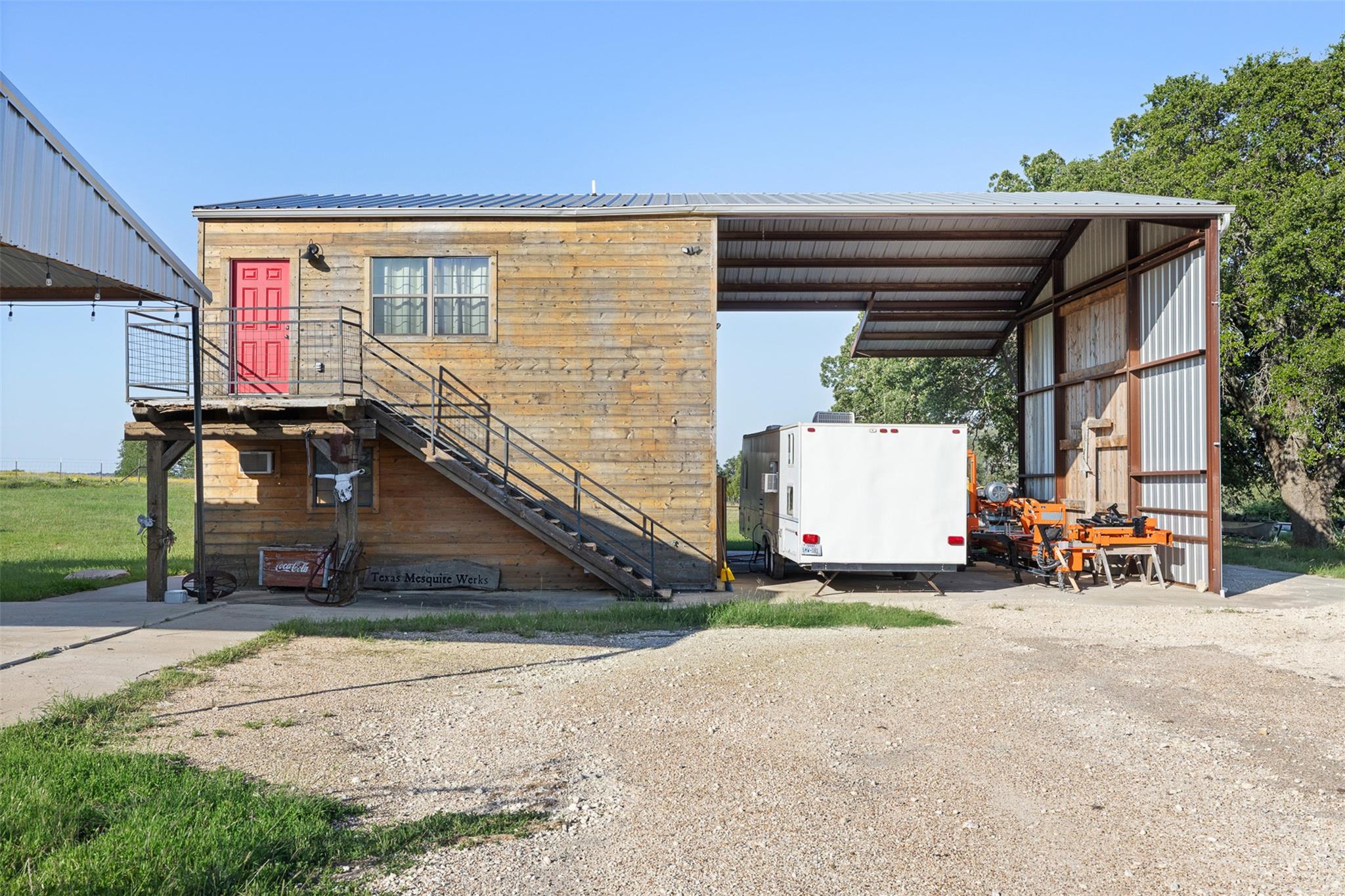 1081 County Road 1320