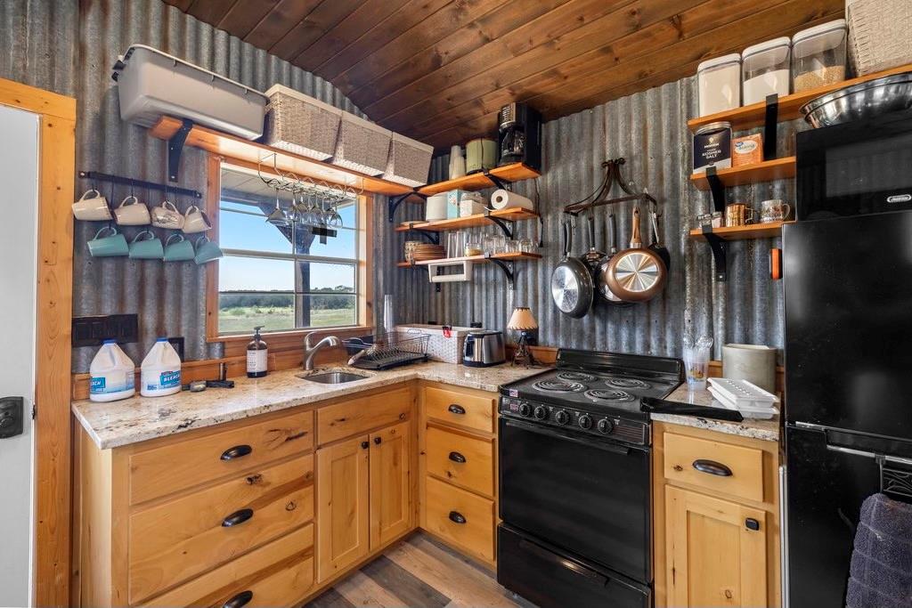 119 County Road 107 N