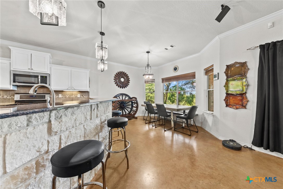 223 Private Road 3449