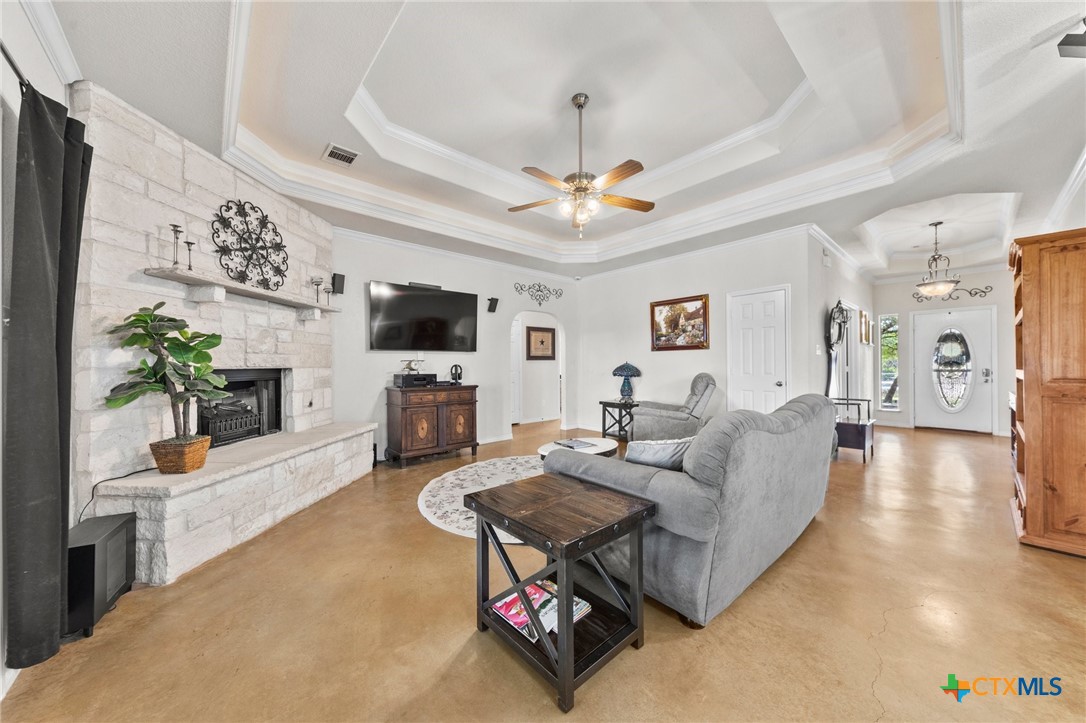 223 Private Road 3449