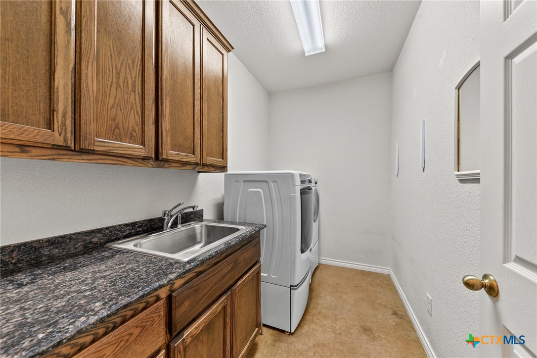 223 Private Road 3449