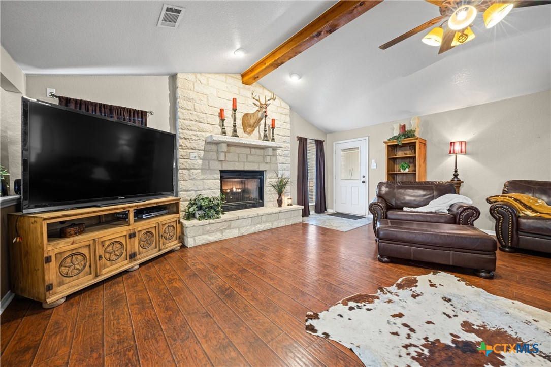207 County Road 4492