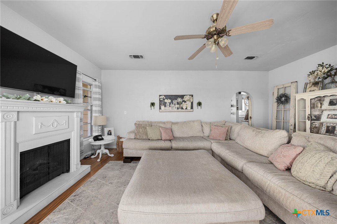 656 County Road 1301