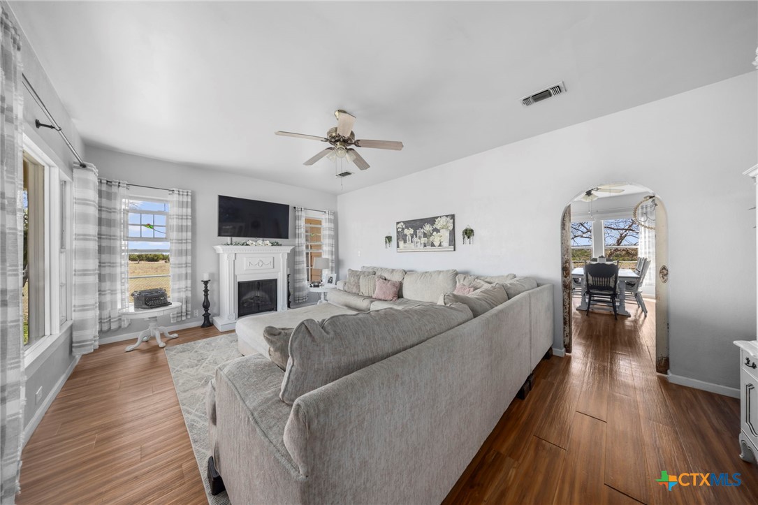 656 County Road 1301