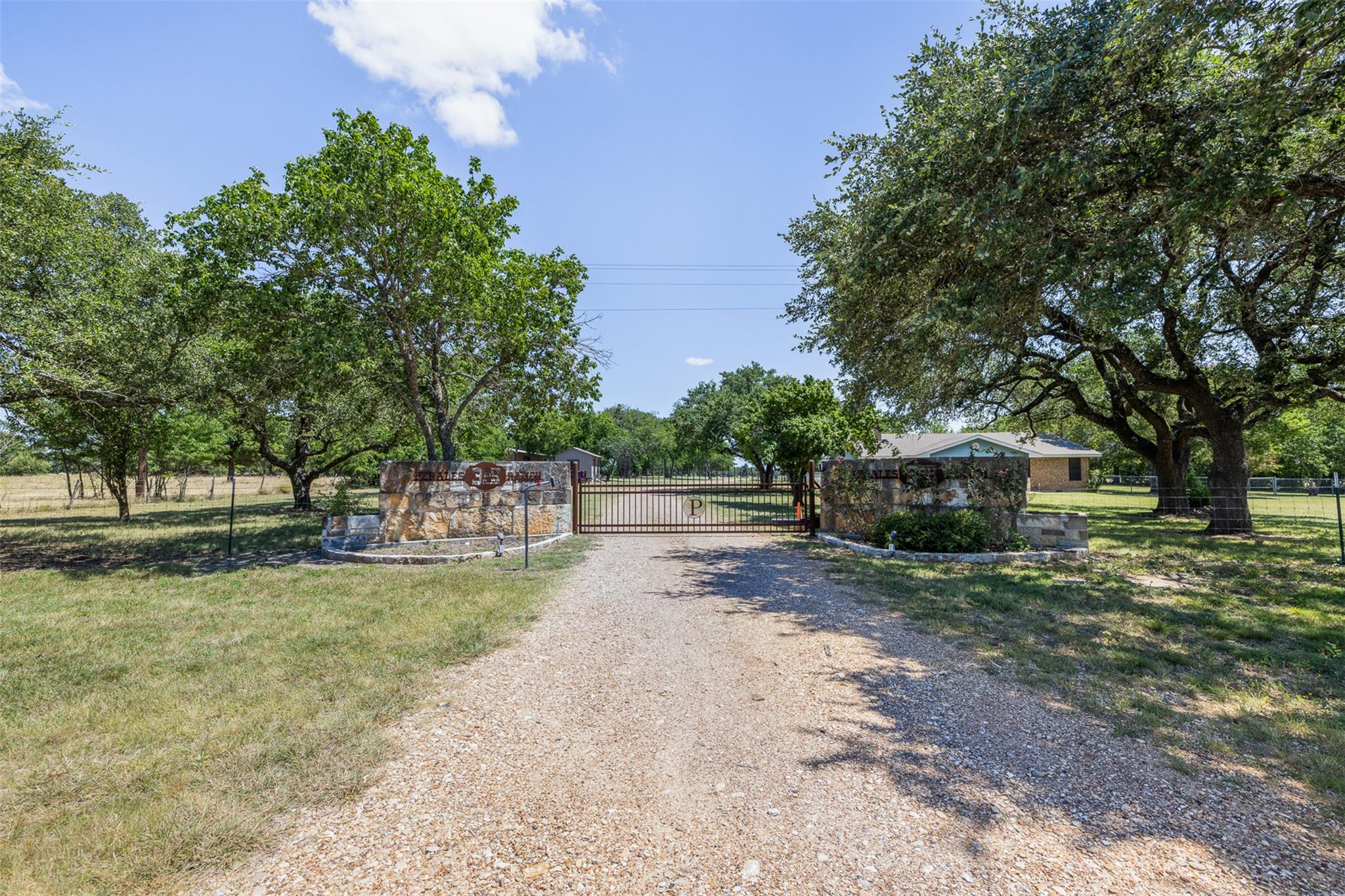 2185 FM 184