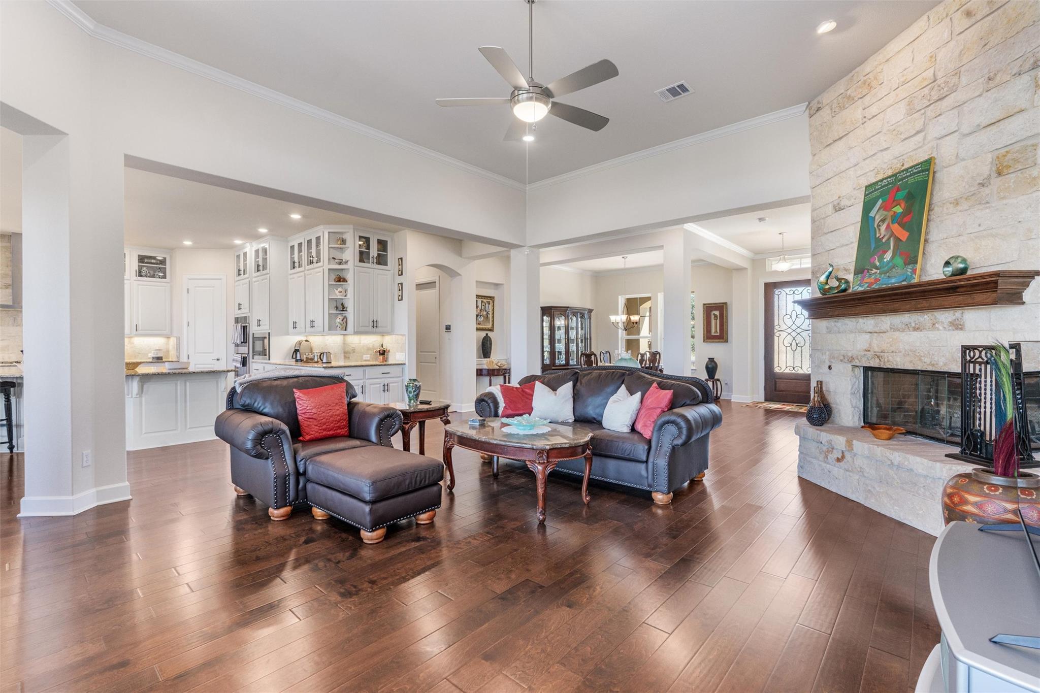 235 Chestnut XING