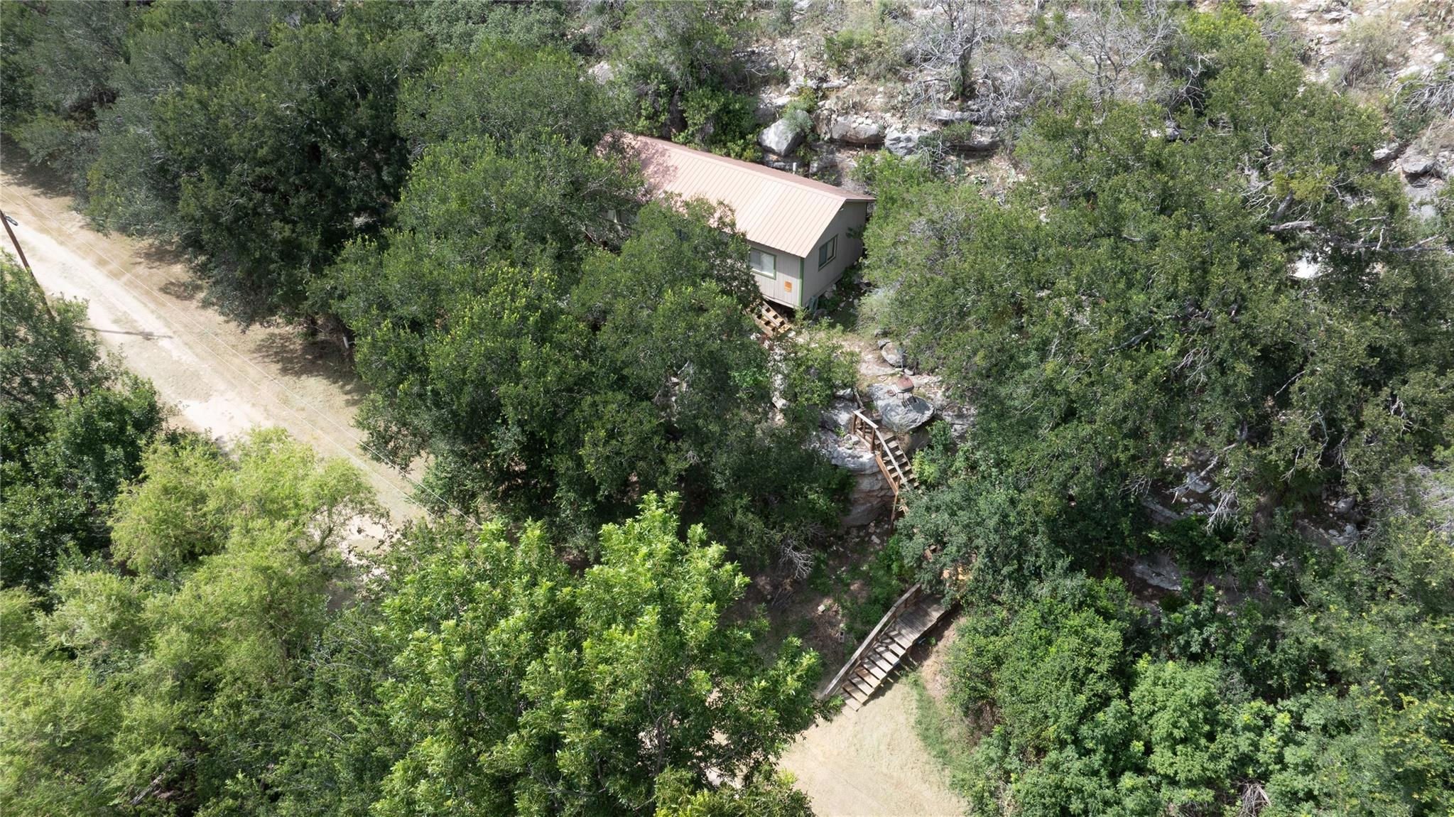 2212 N River RD