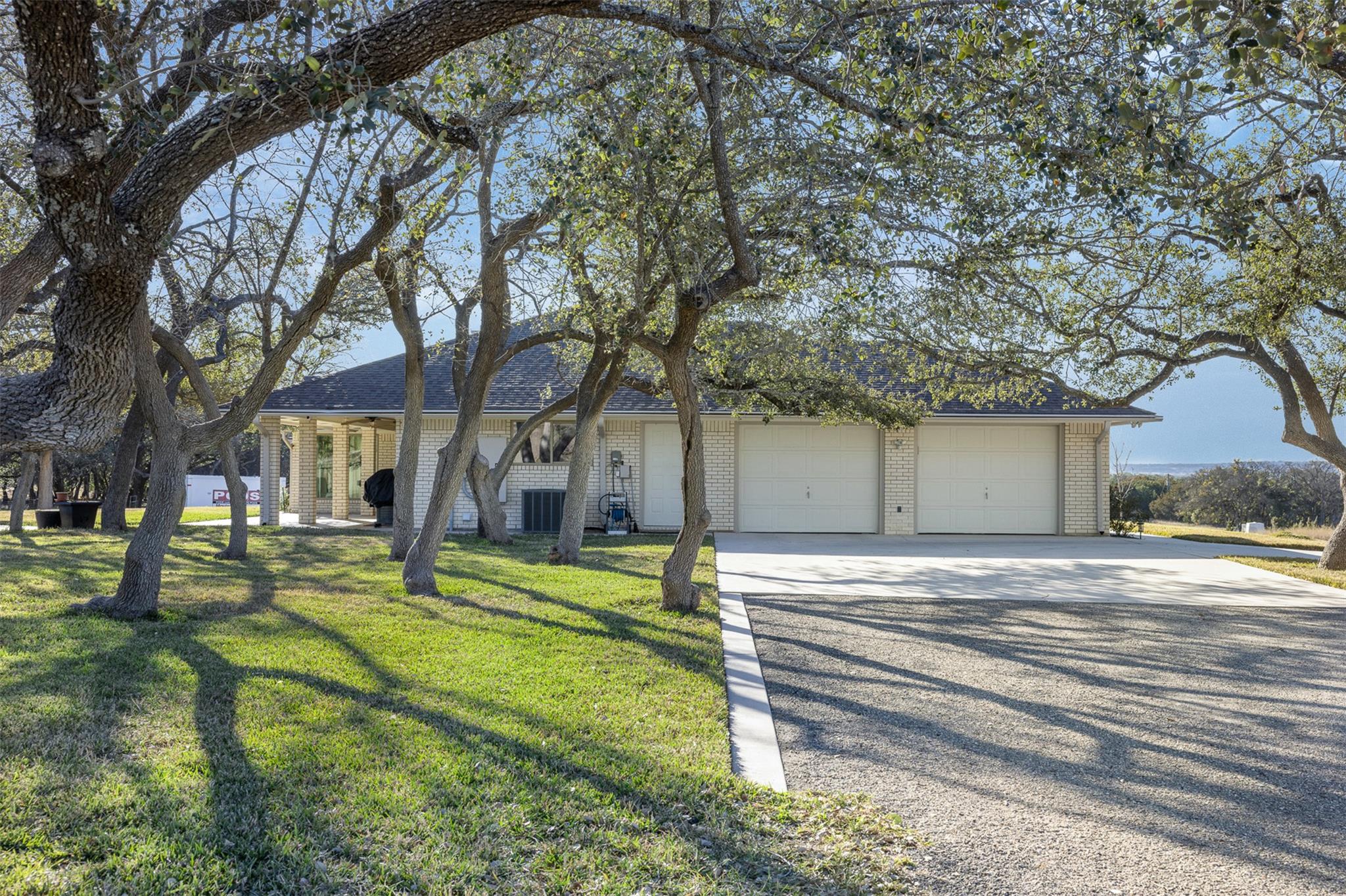 197 Live Oak Cemetery RD