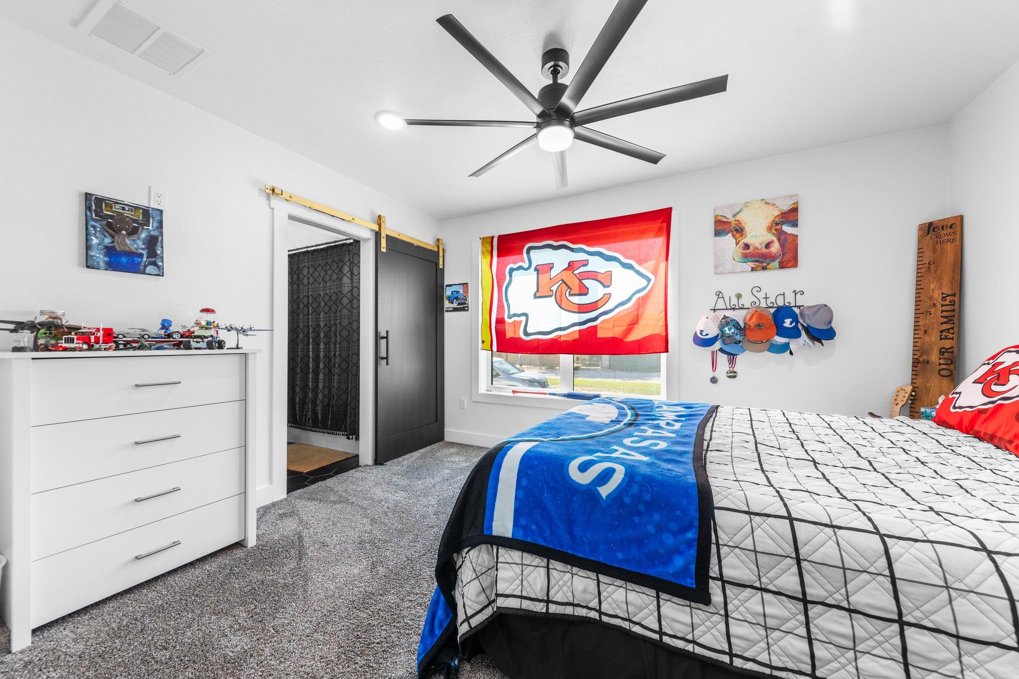 1800 Diamond Ridge DR