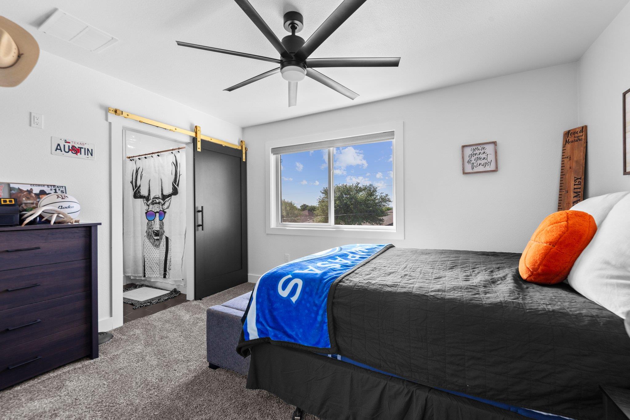 1800 Diamond Ridge DR