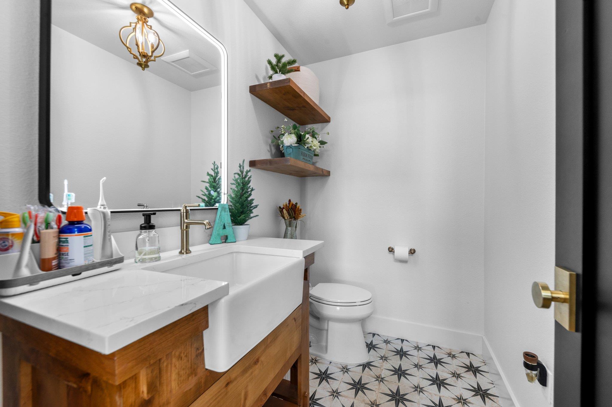 1800 Diamond Ridge DR