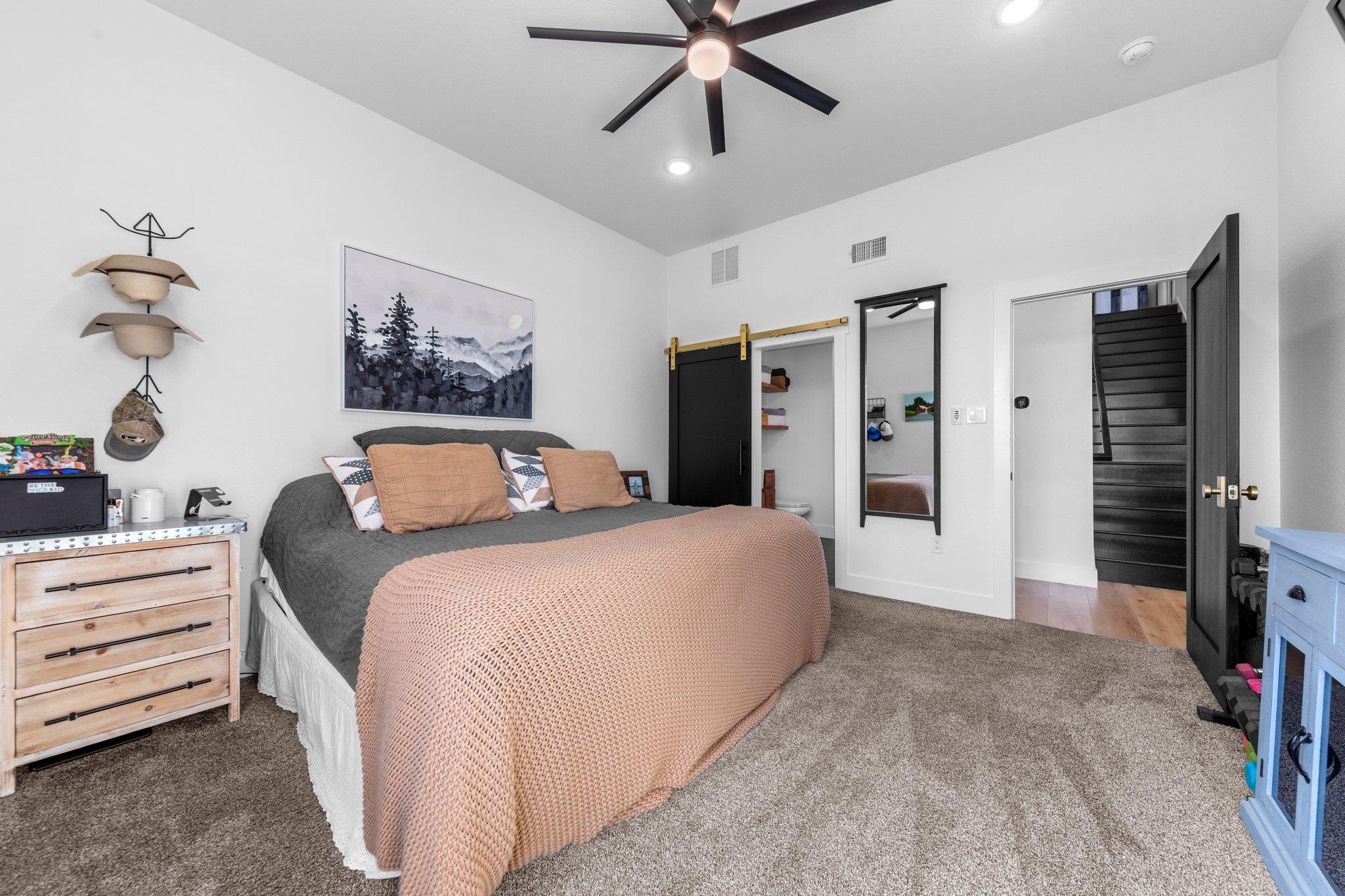 1800 Diamond Ridge DR