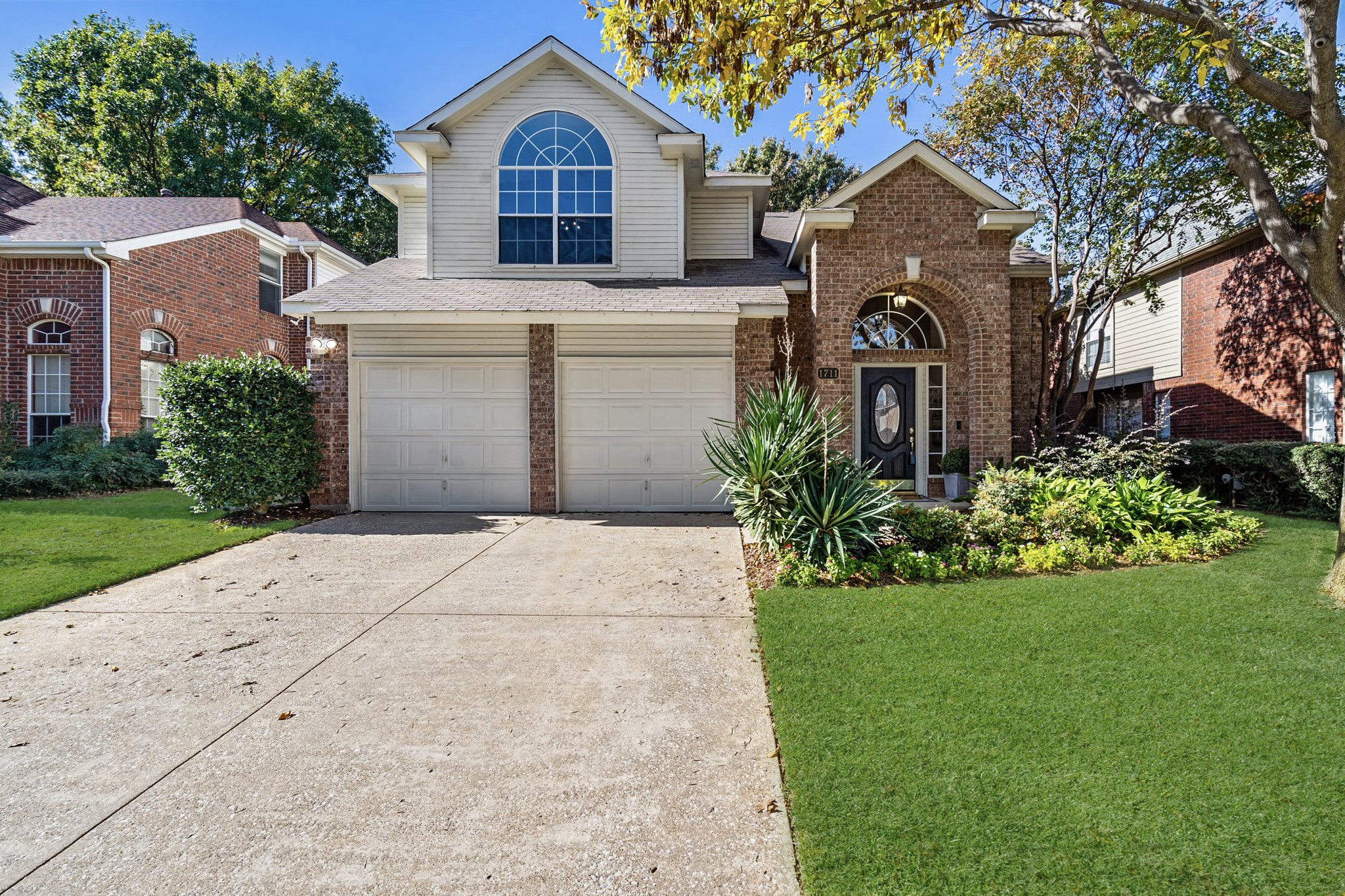 1711 Foxchase Lane