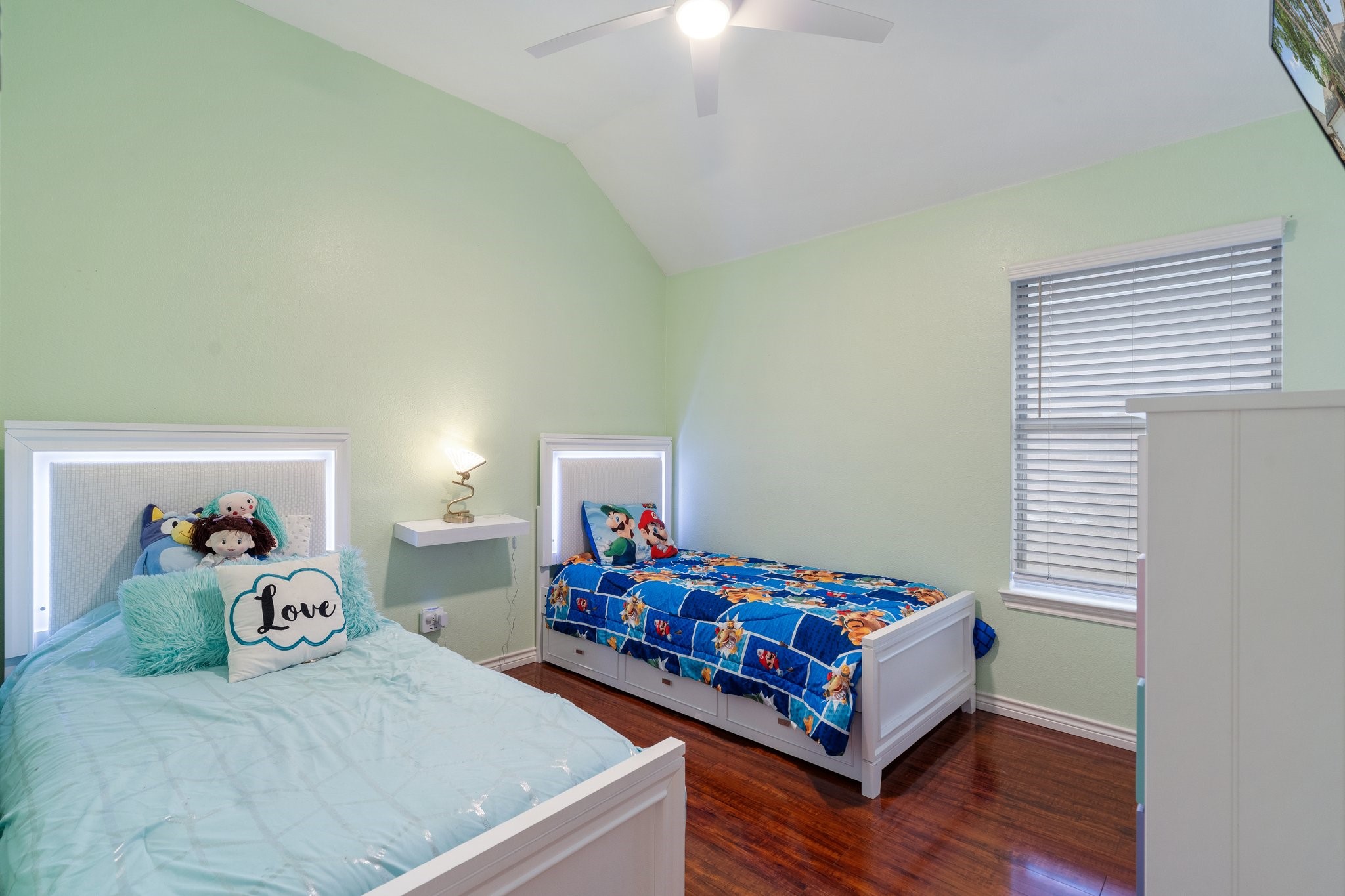 2721 Flint Rock Drive