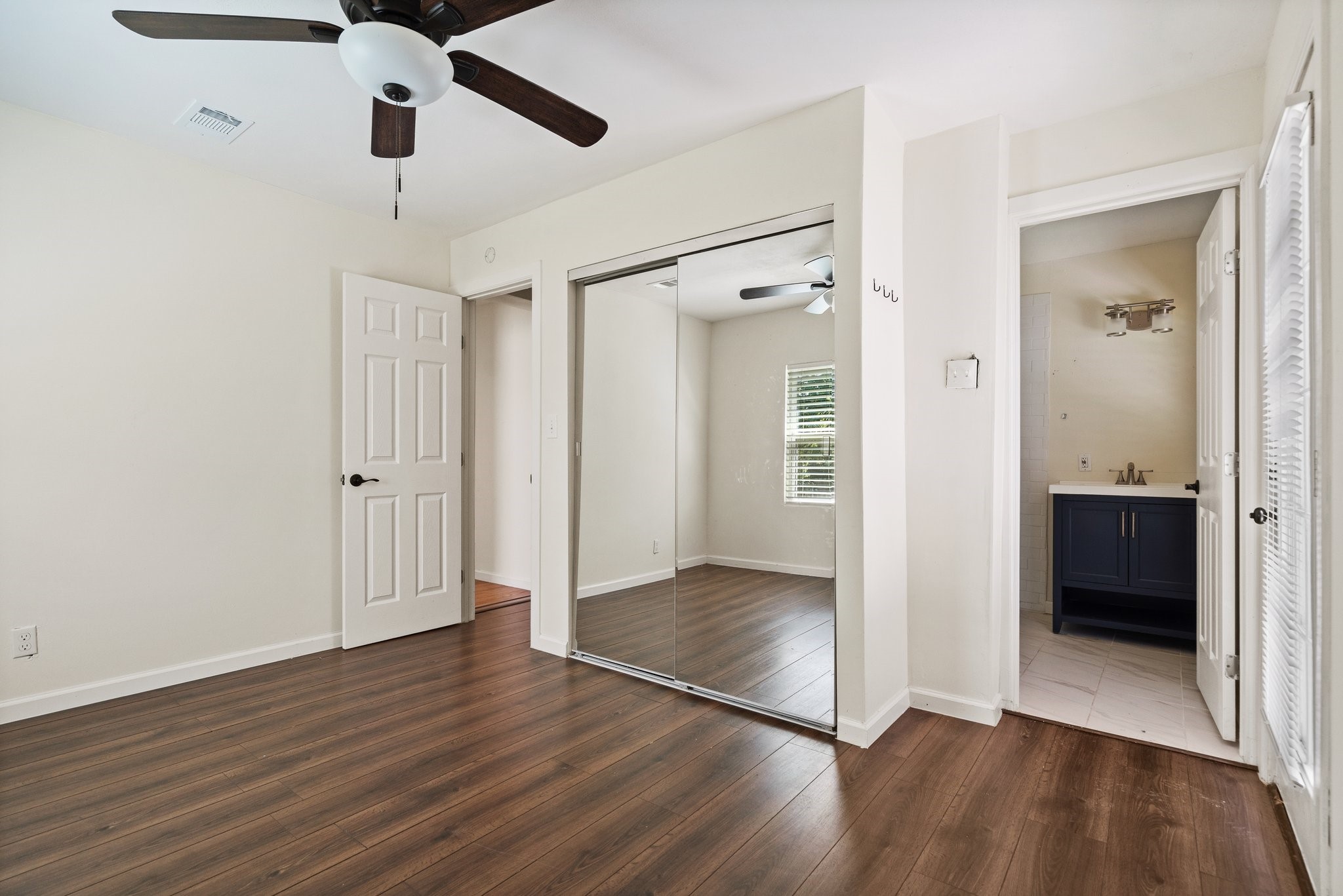 4104 Meandering Court
