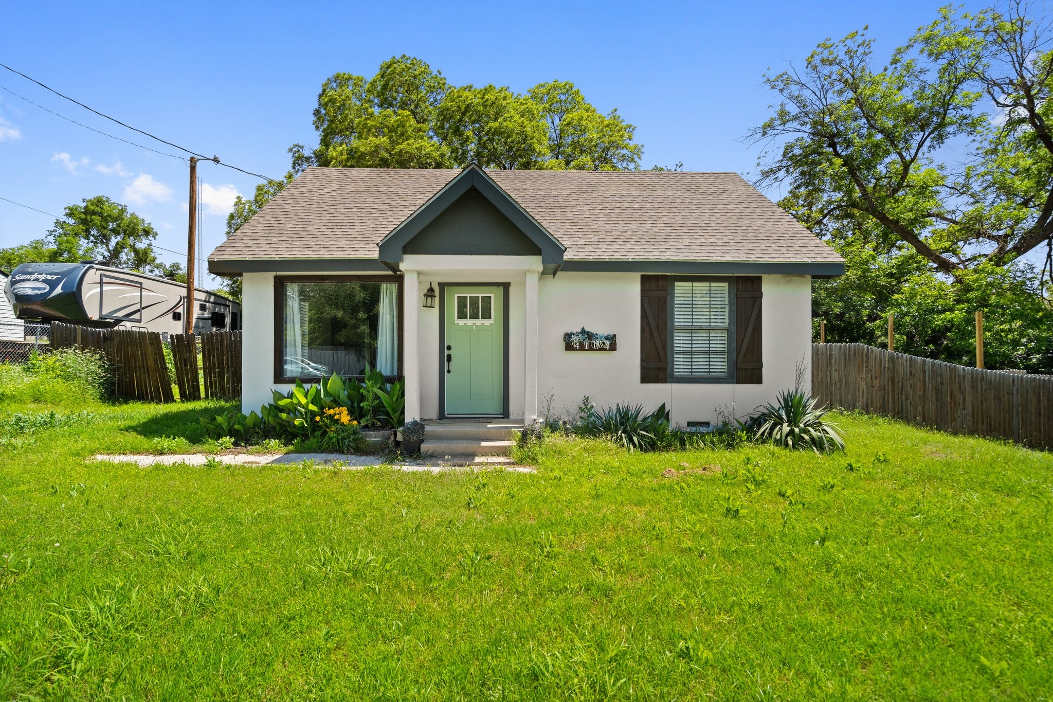 4104 Meandering Court