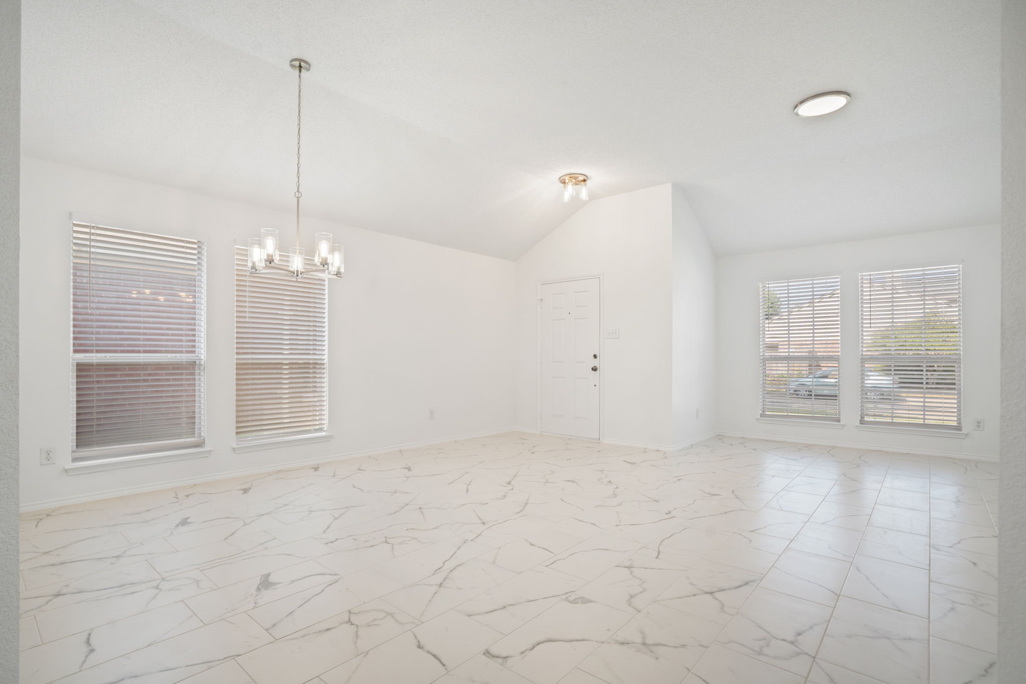 3012 Silent Creek Trail