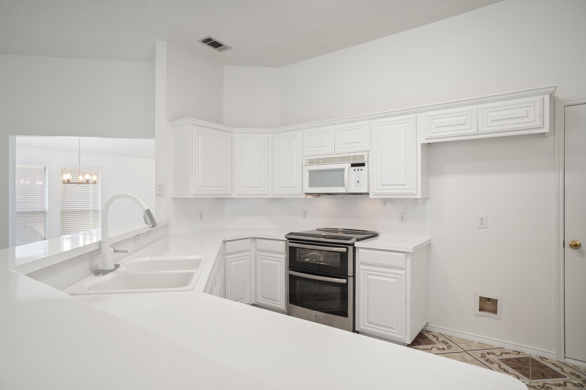 3012 Silent Creek Trail