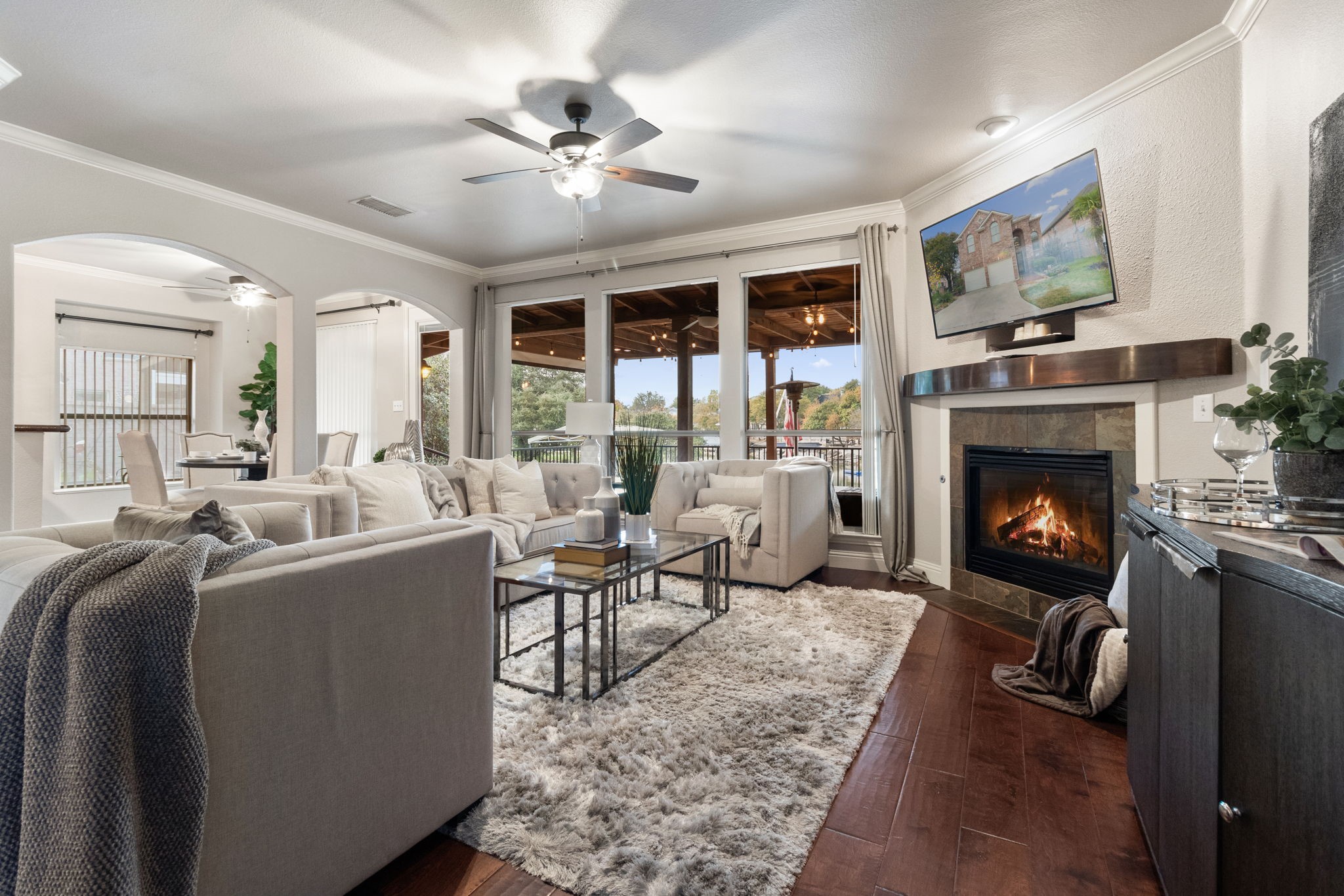 8516 Sunset Cove Court