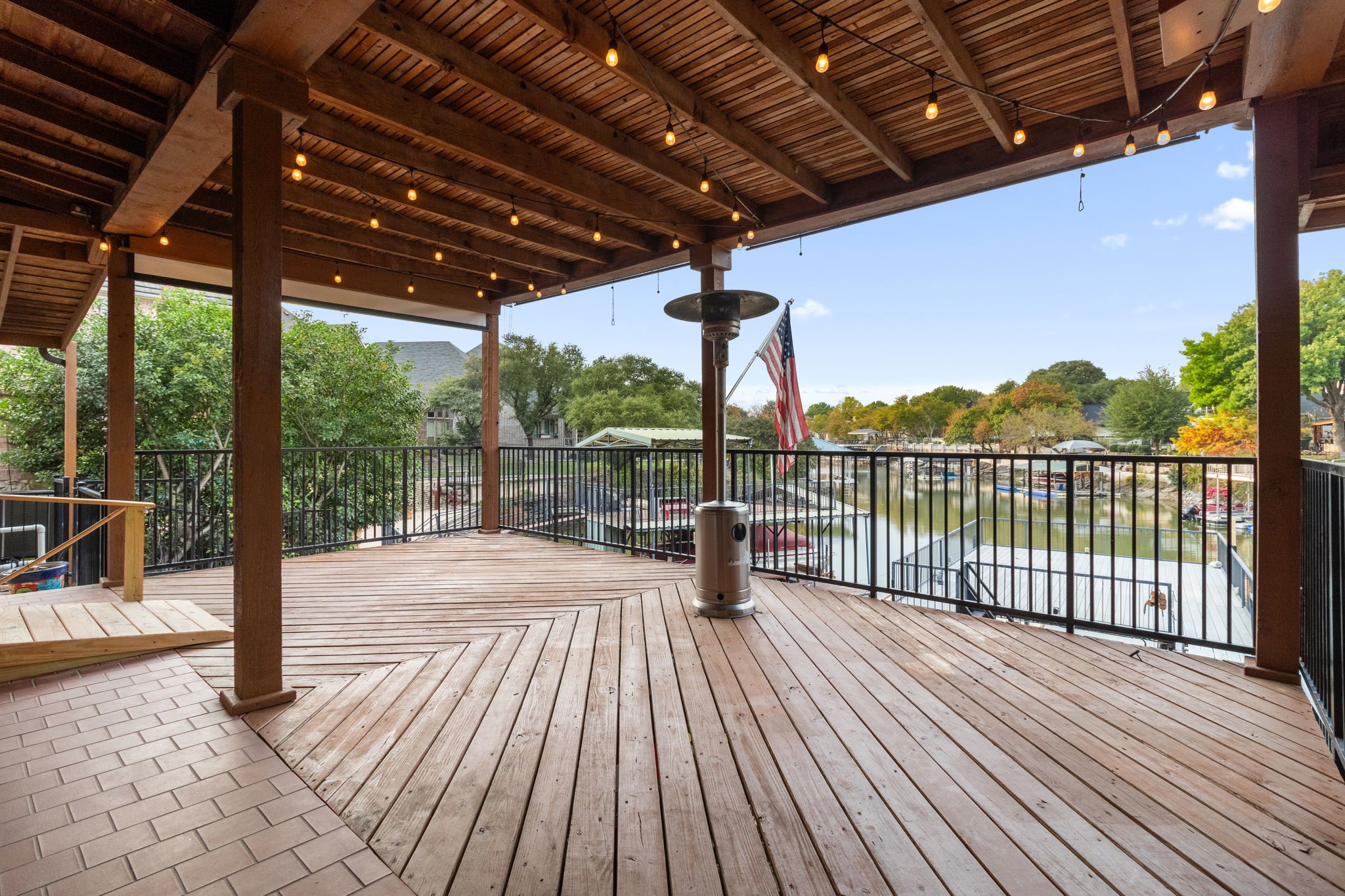 8516 Sunset Cove Court