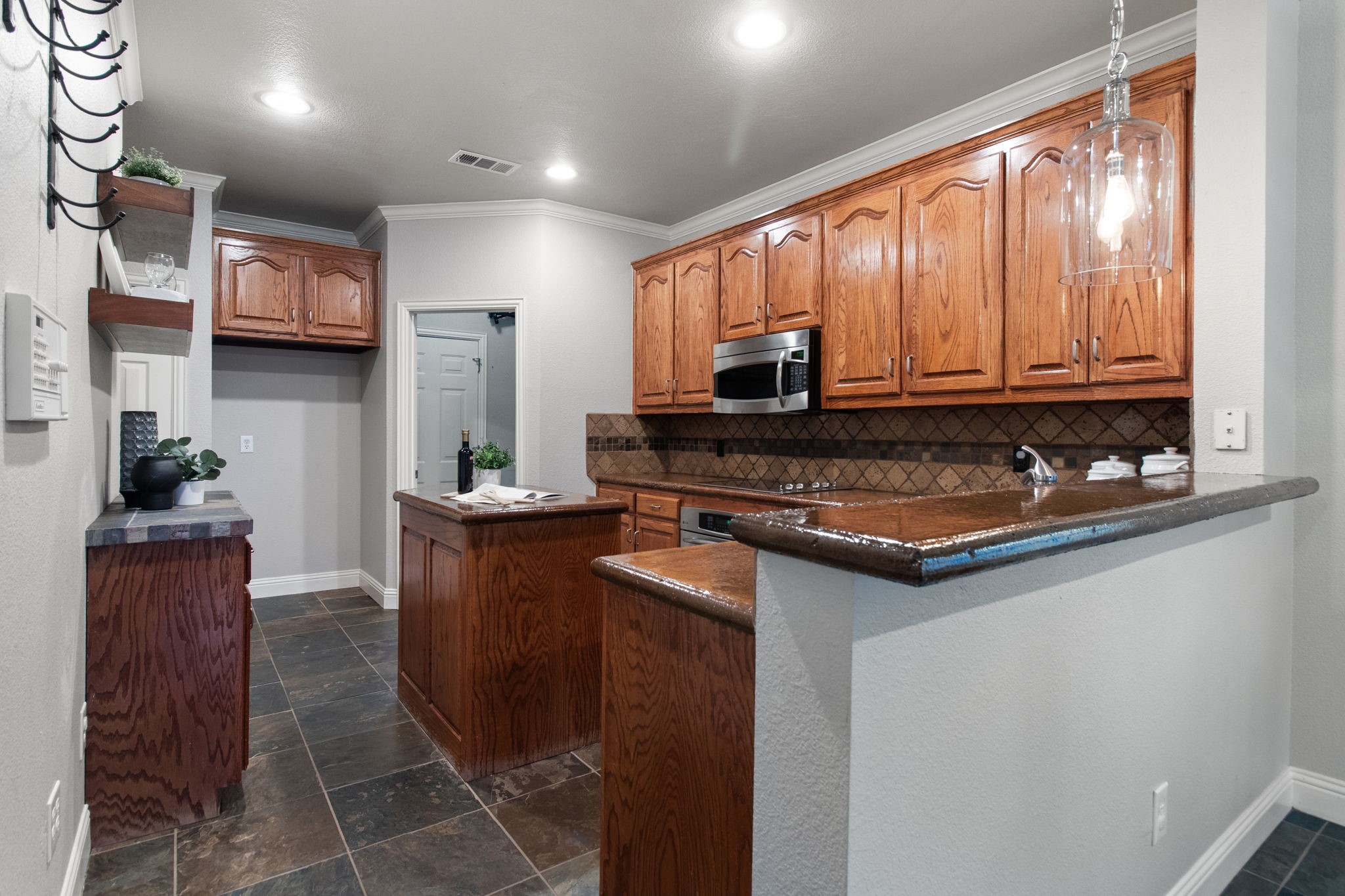 8516 Sunset Cove Court