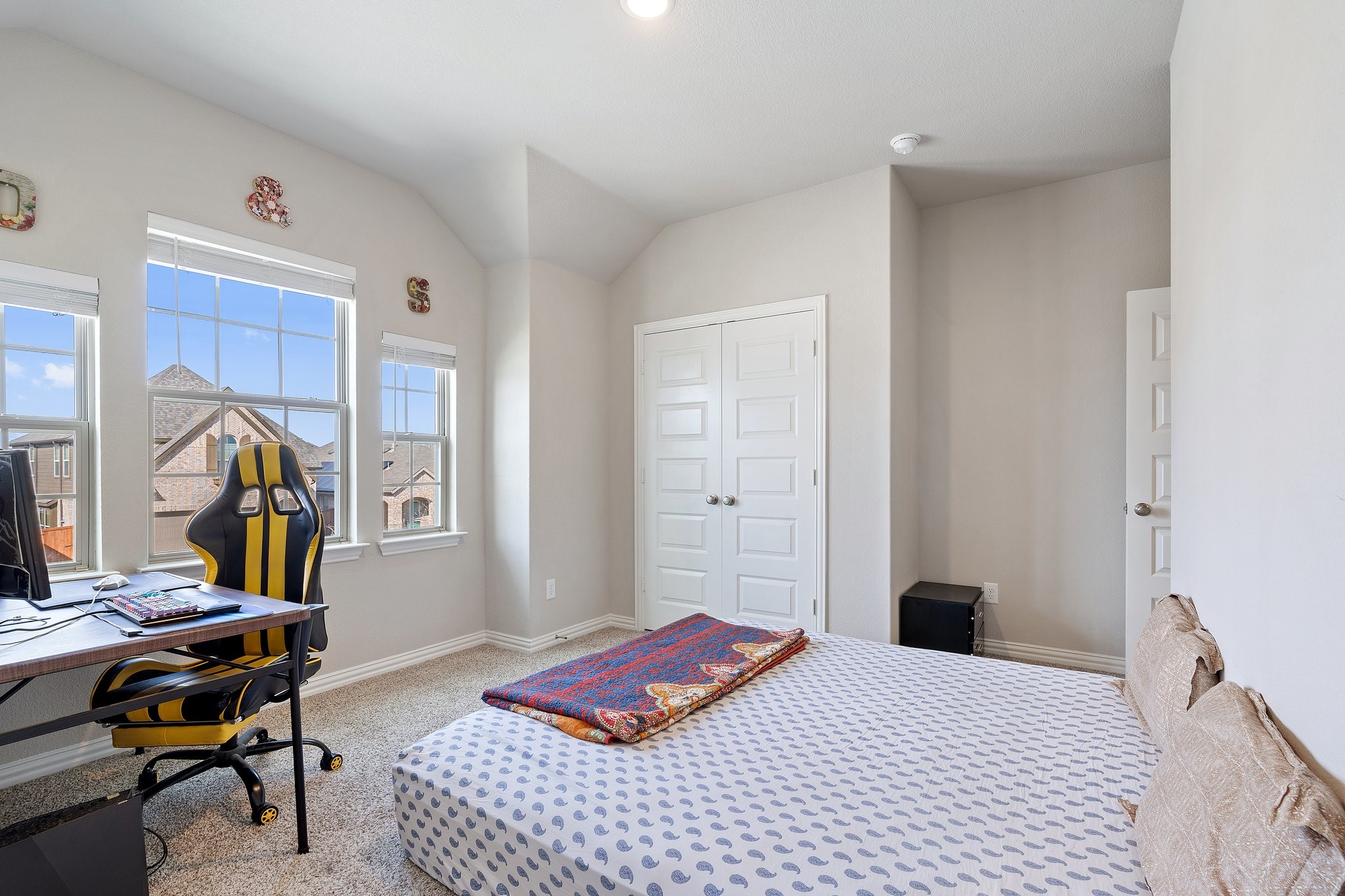 3904 Ford Drive