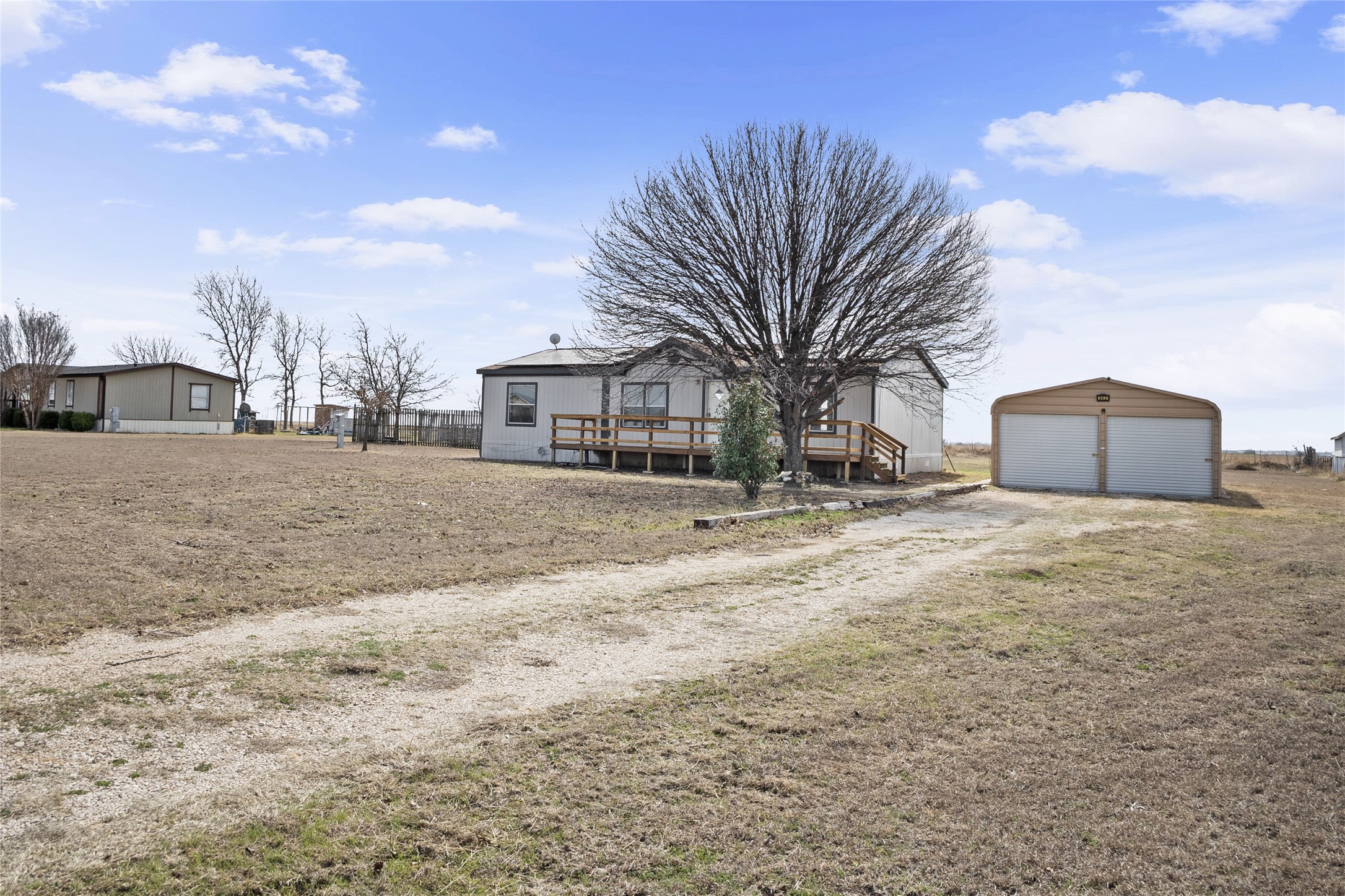 242 Private Road 4732