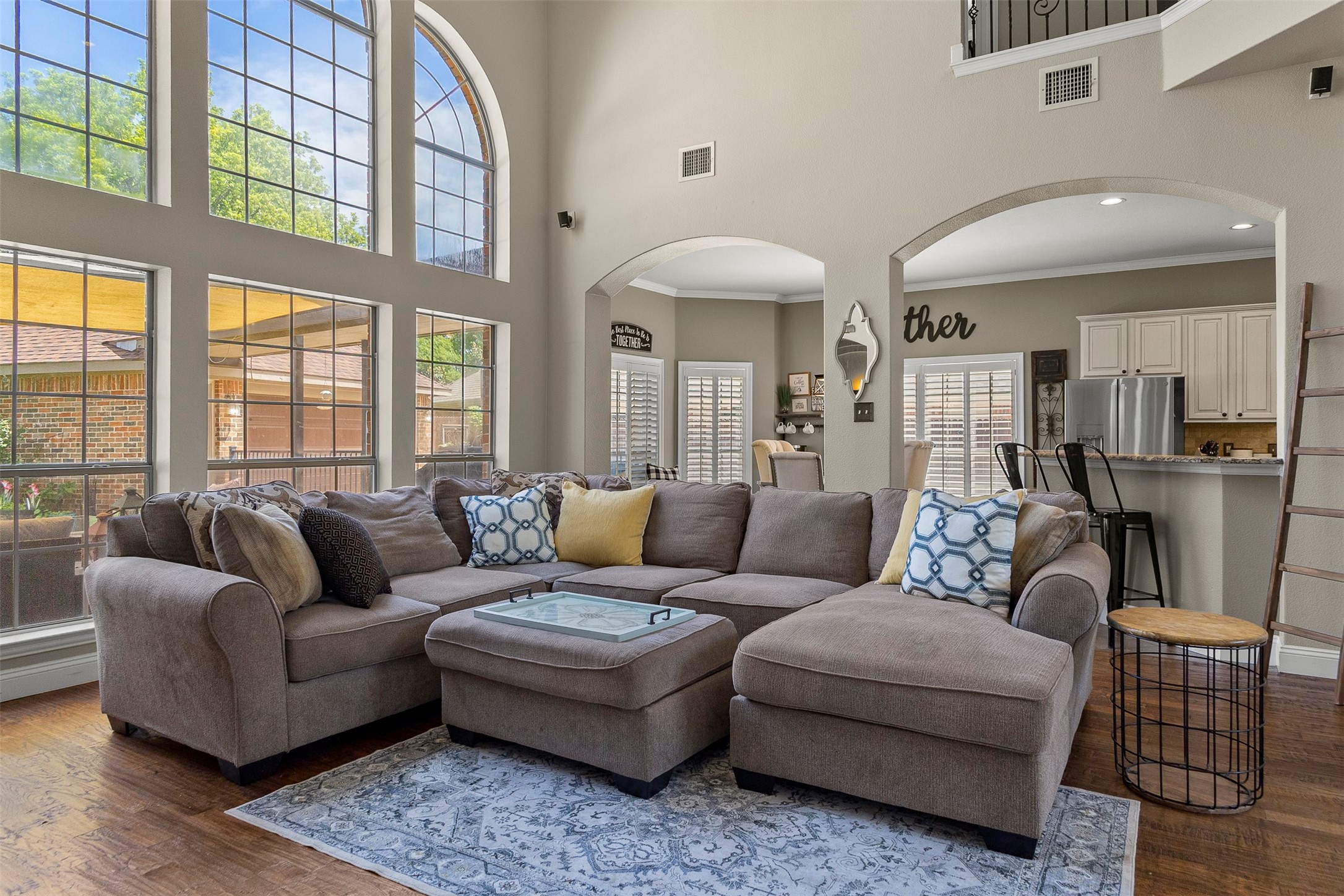 1709 Rosebriar Lane