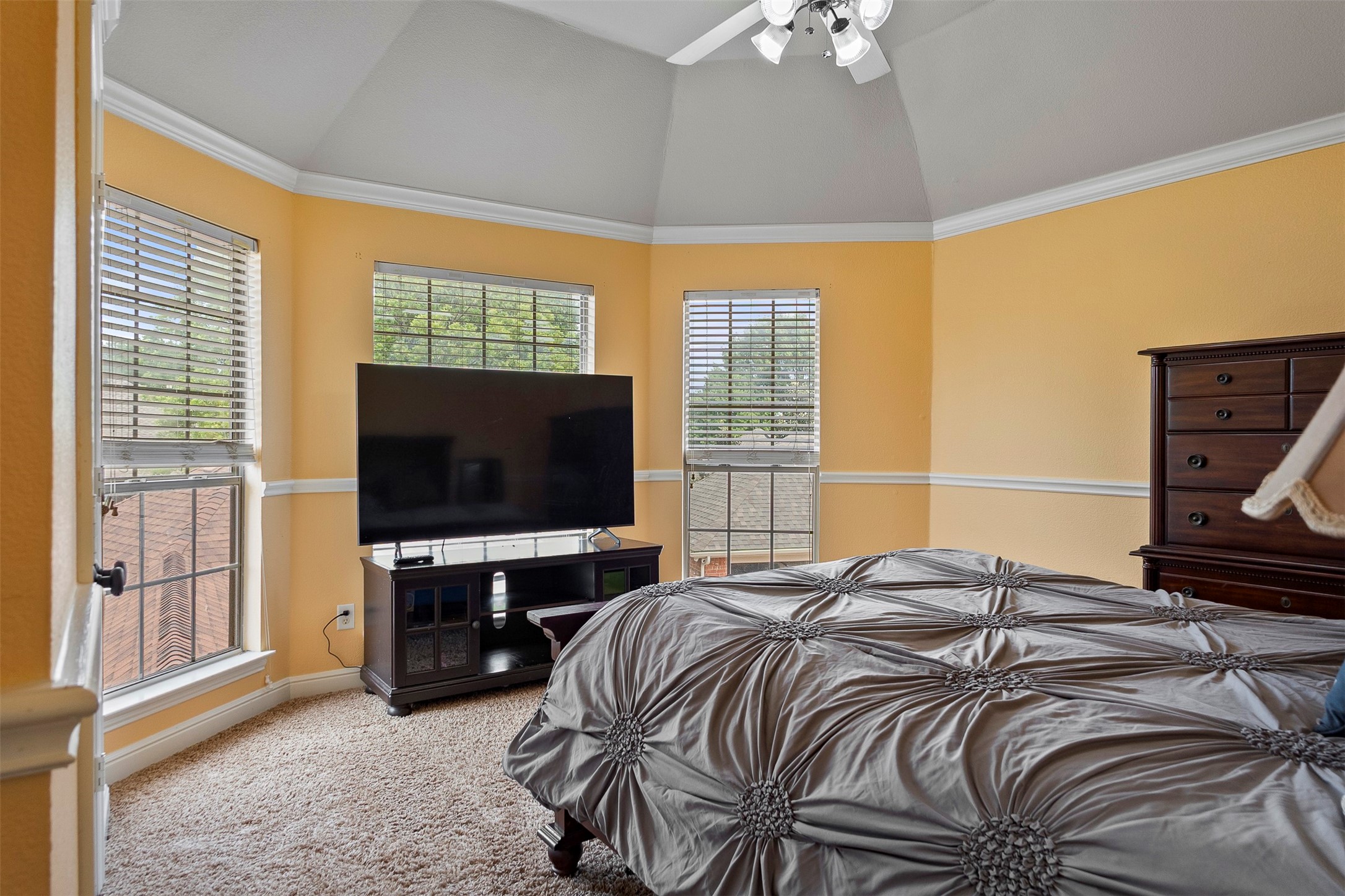 1709 Rosebriar Lane