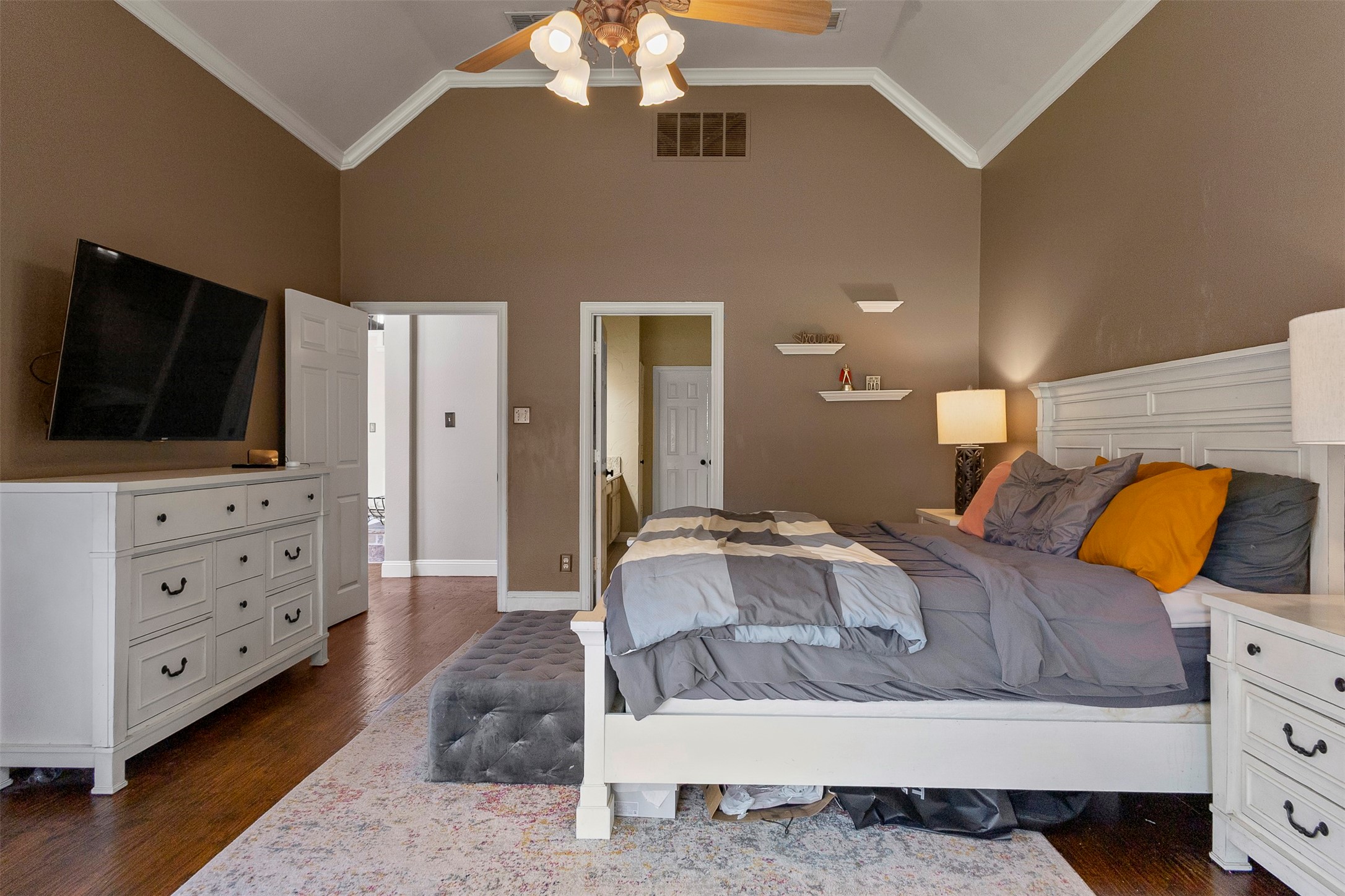 1709 Rosebriar Lane