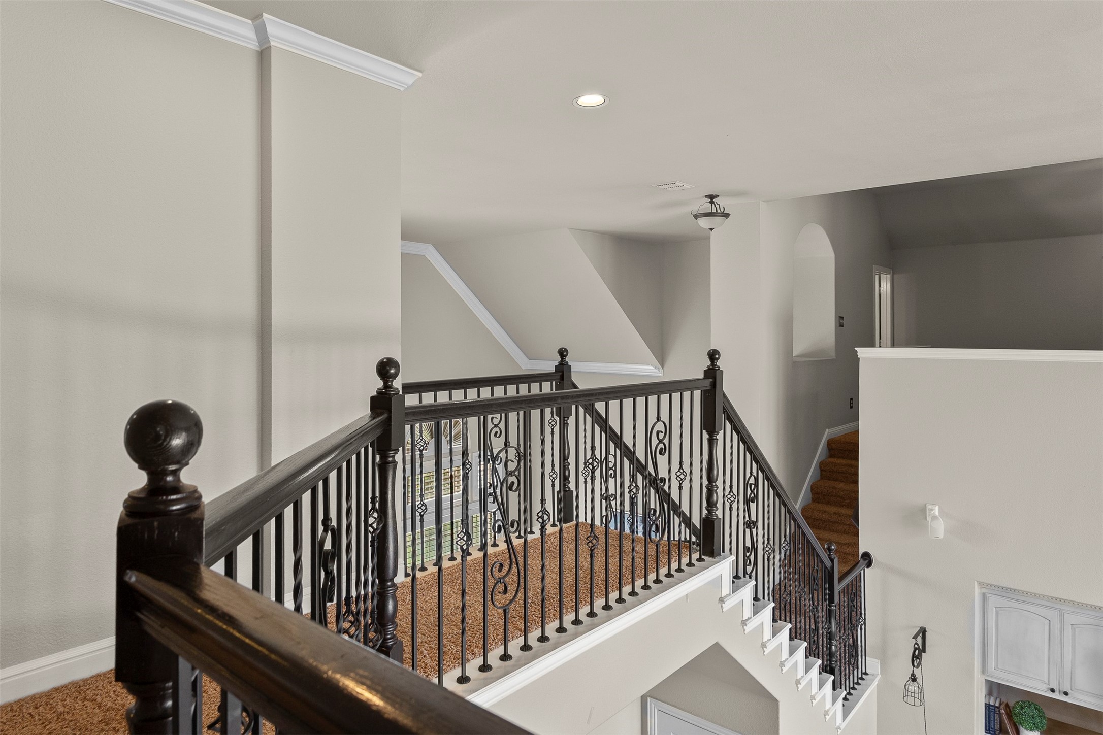 1709 Rosebriar Lane