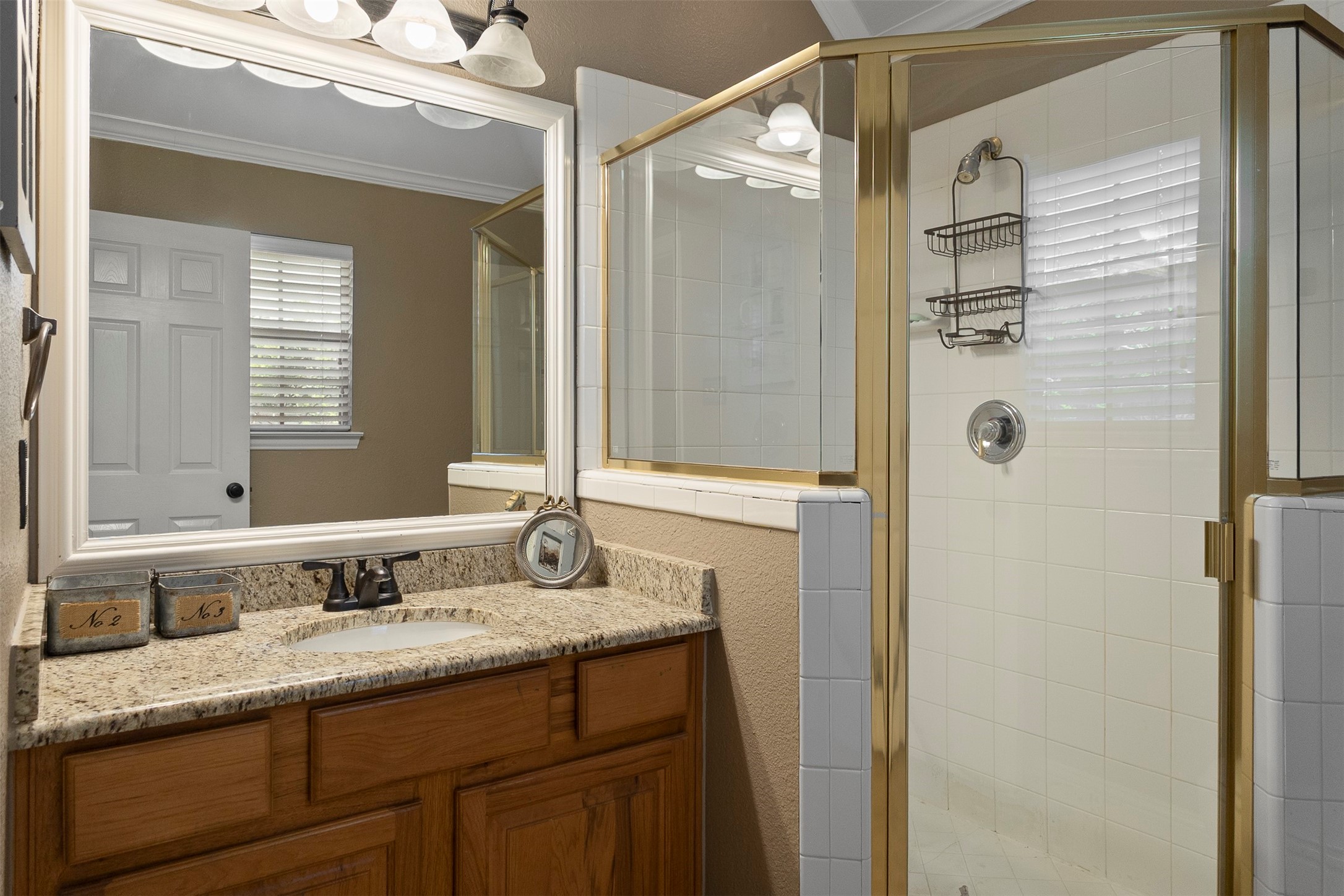 1709 Rosebriar Lane
