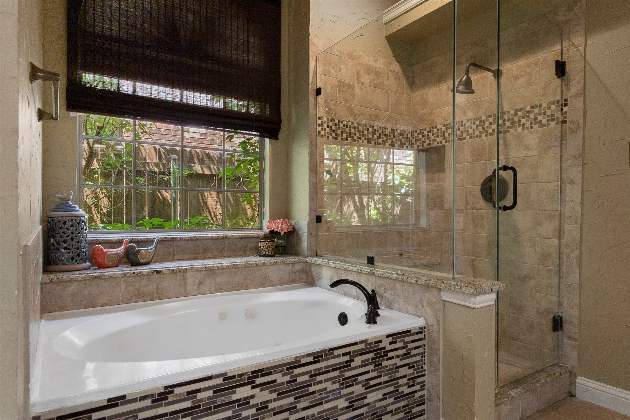 1709 Rosebriar Lane