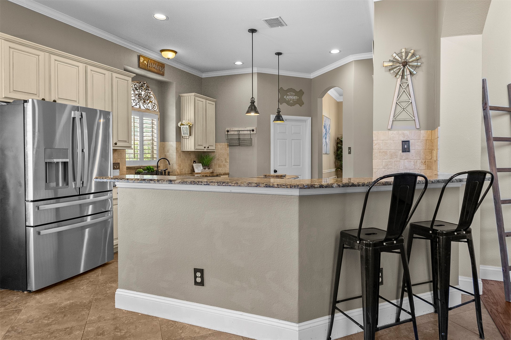 1709 Rosebriar Lane