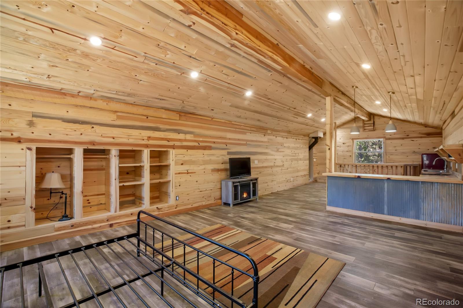 616 Summit Road