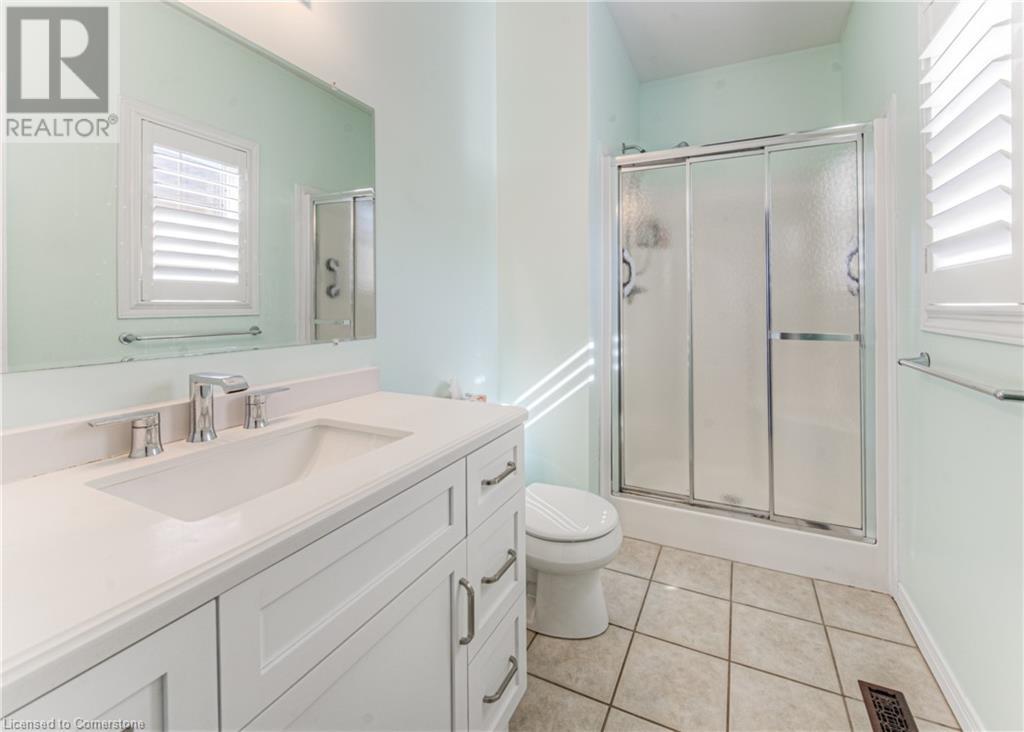 900 DOON VILLAGE Road Unit# 4