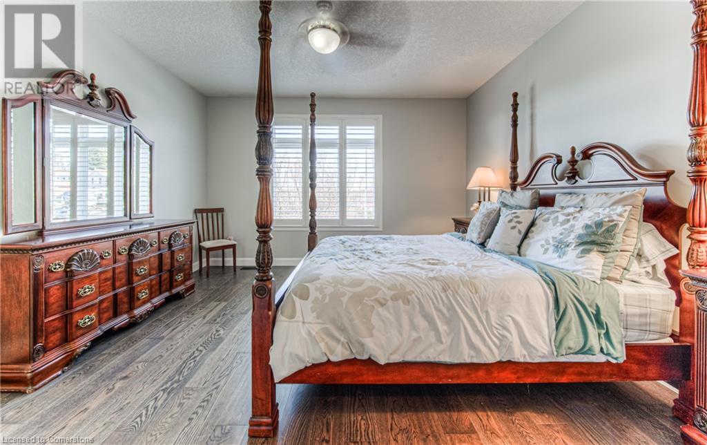 900 DOON VILLAGE Road Unit# 4