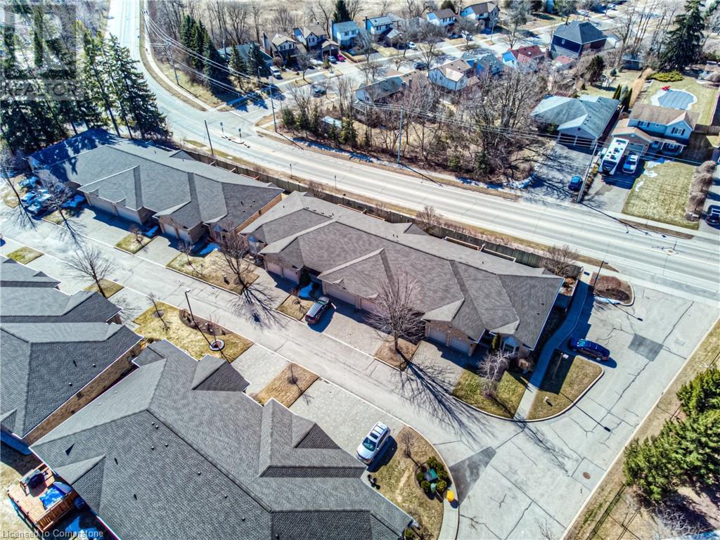 900 DOON VILLAGE Road Unit# 4