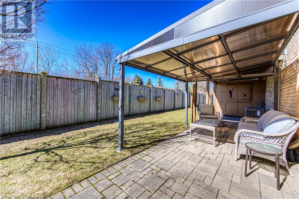 900 DOON VILLAGE Road Unit# 4