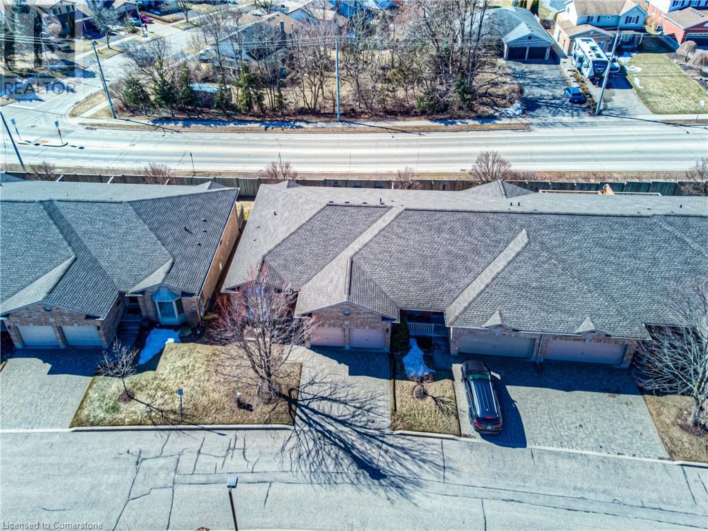 900 DOON VILLAGE Road Unit# 4