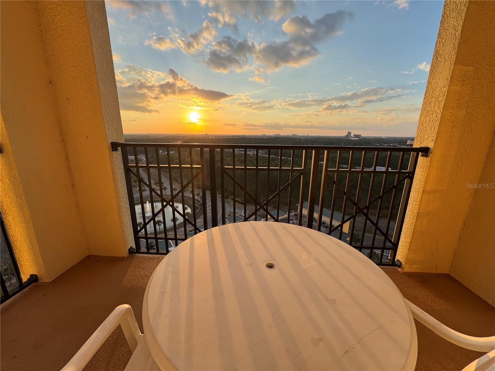 8101 RESORT VILLAGE DR #31502