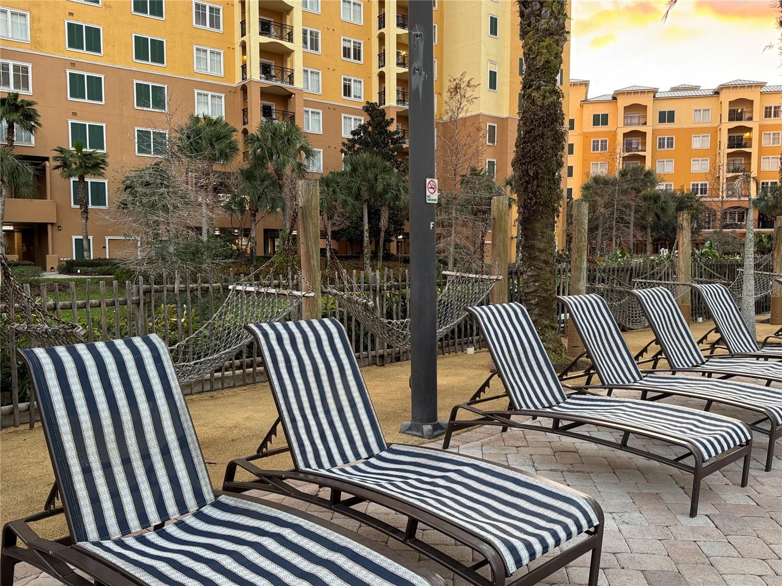 8101 RESORT VILLAGE DR #31502