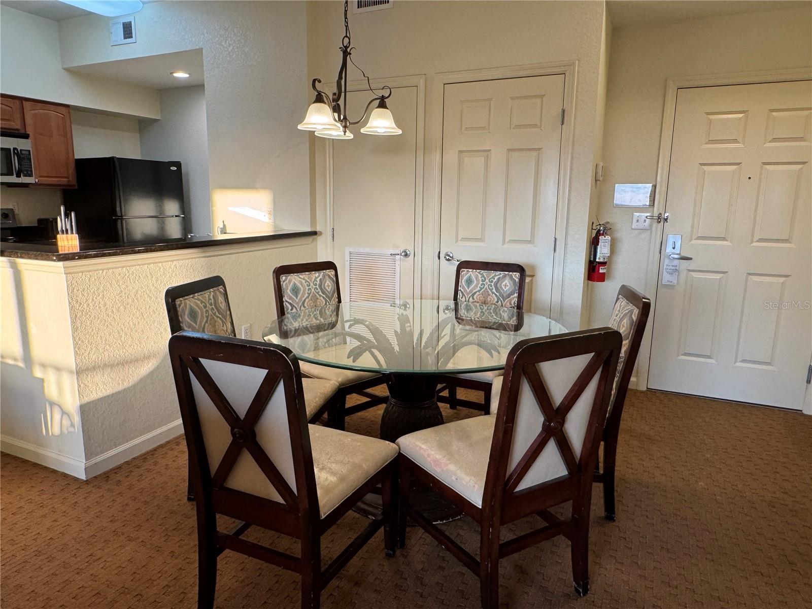 8101 RESORT VILLAGE DR #31502