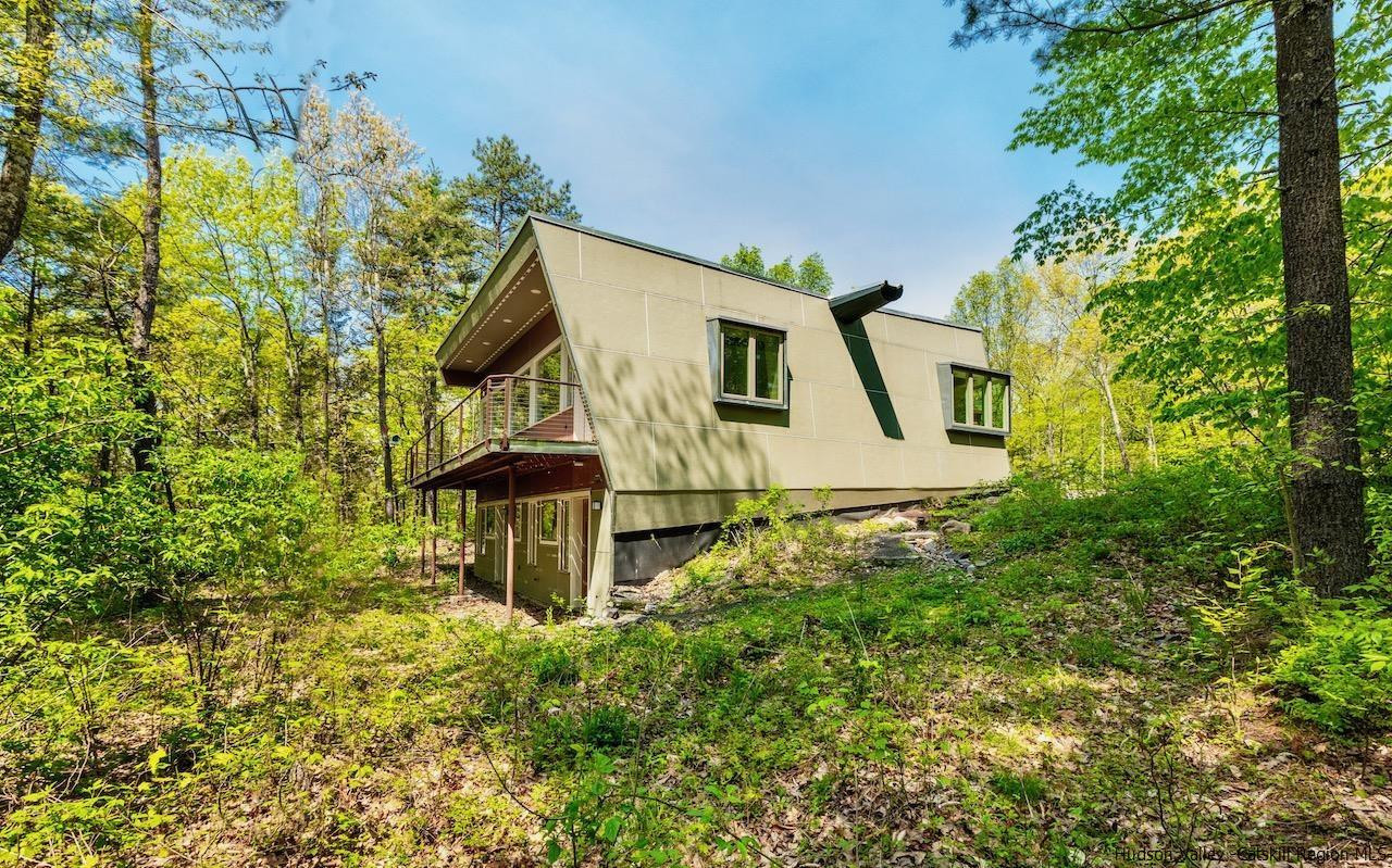 570 Old Kings Highway