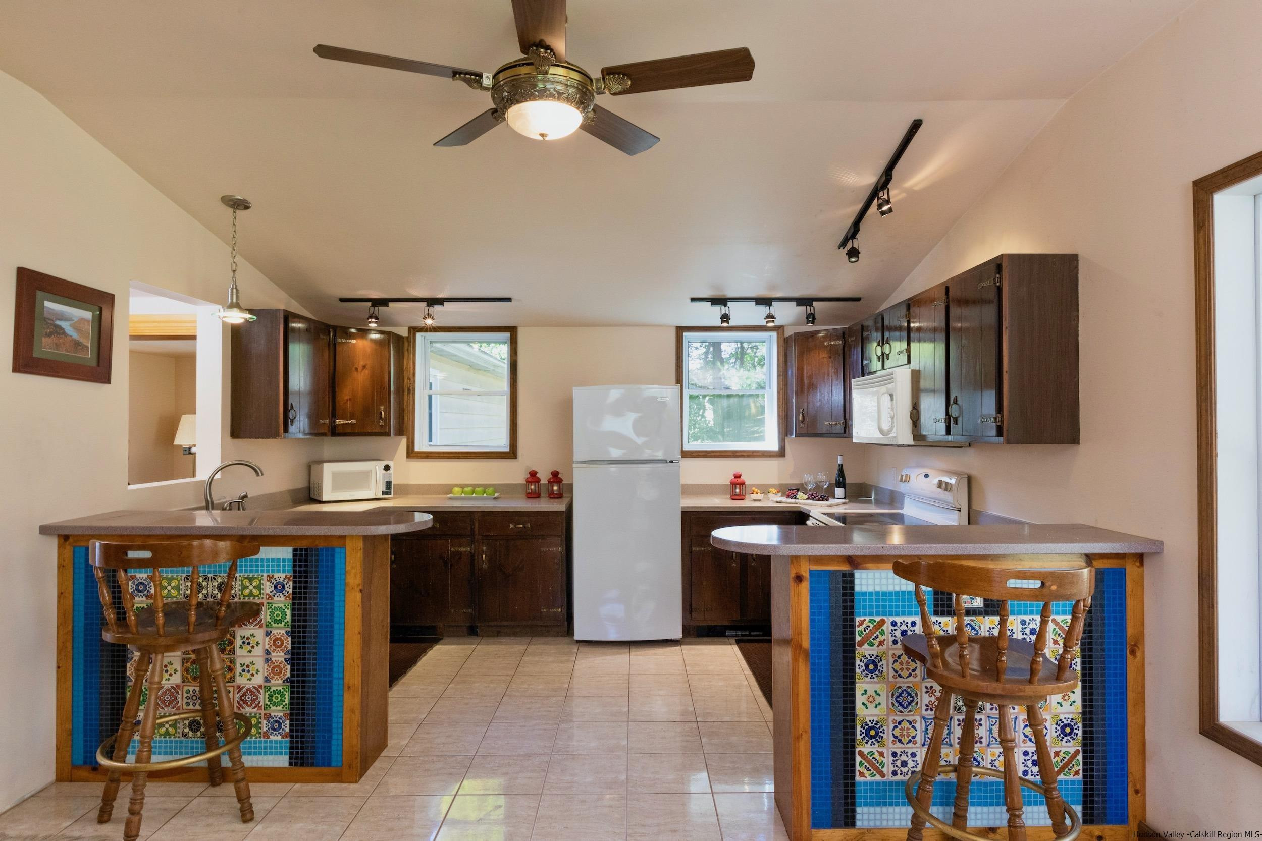 618 Plutarch Road